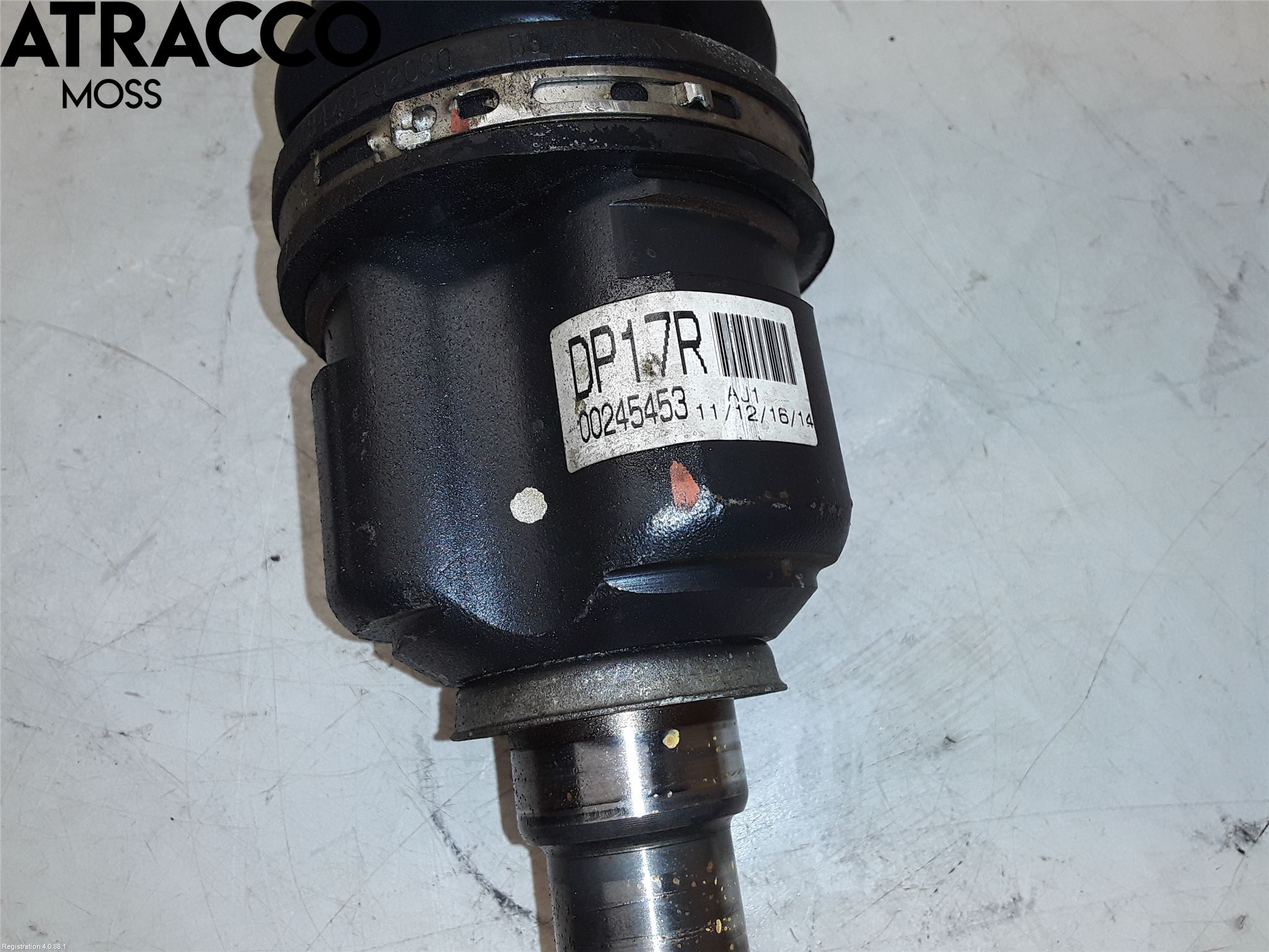 Toyota VERSO-S 11-16 Drivaxel Fram Höger
