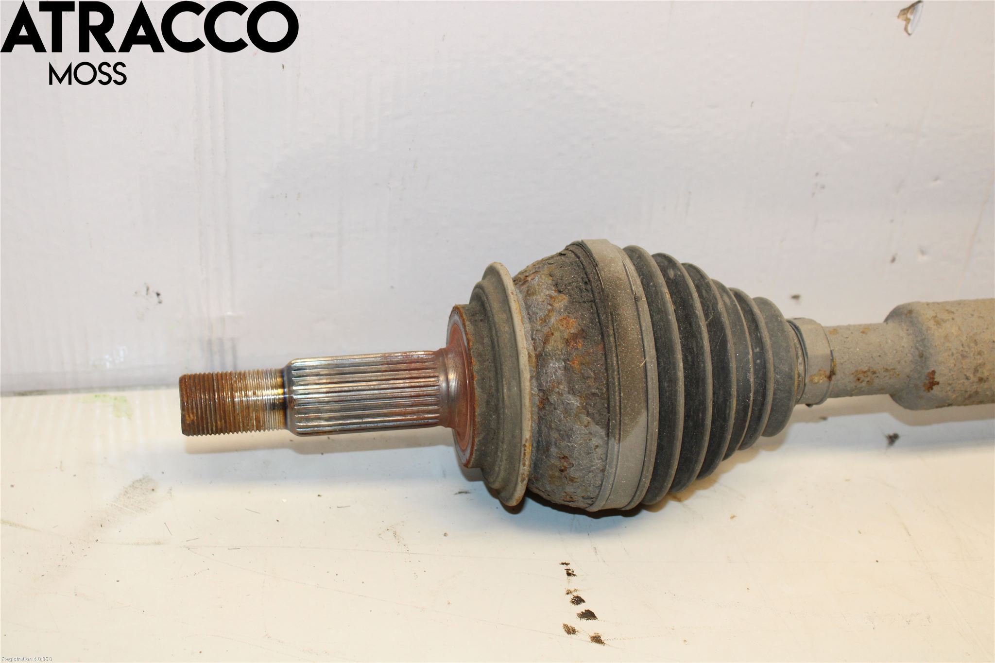 Toyota AURIS 10-12 Drivaxel Fram Höger
