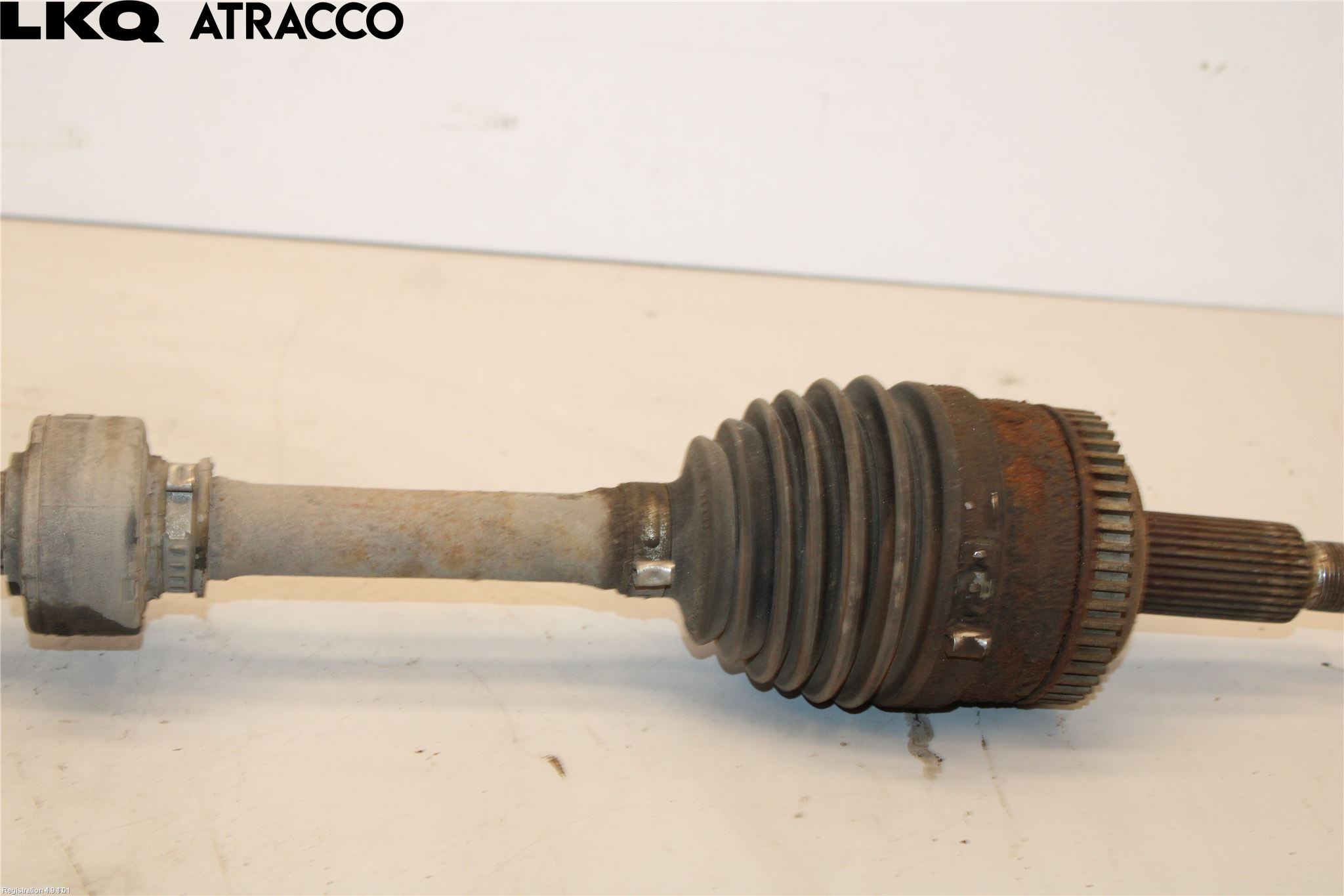 Kia SPORTAGE (SL) 11-15 Drivaxel Fram Vänster