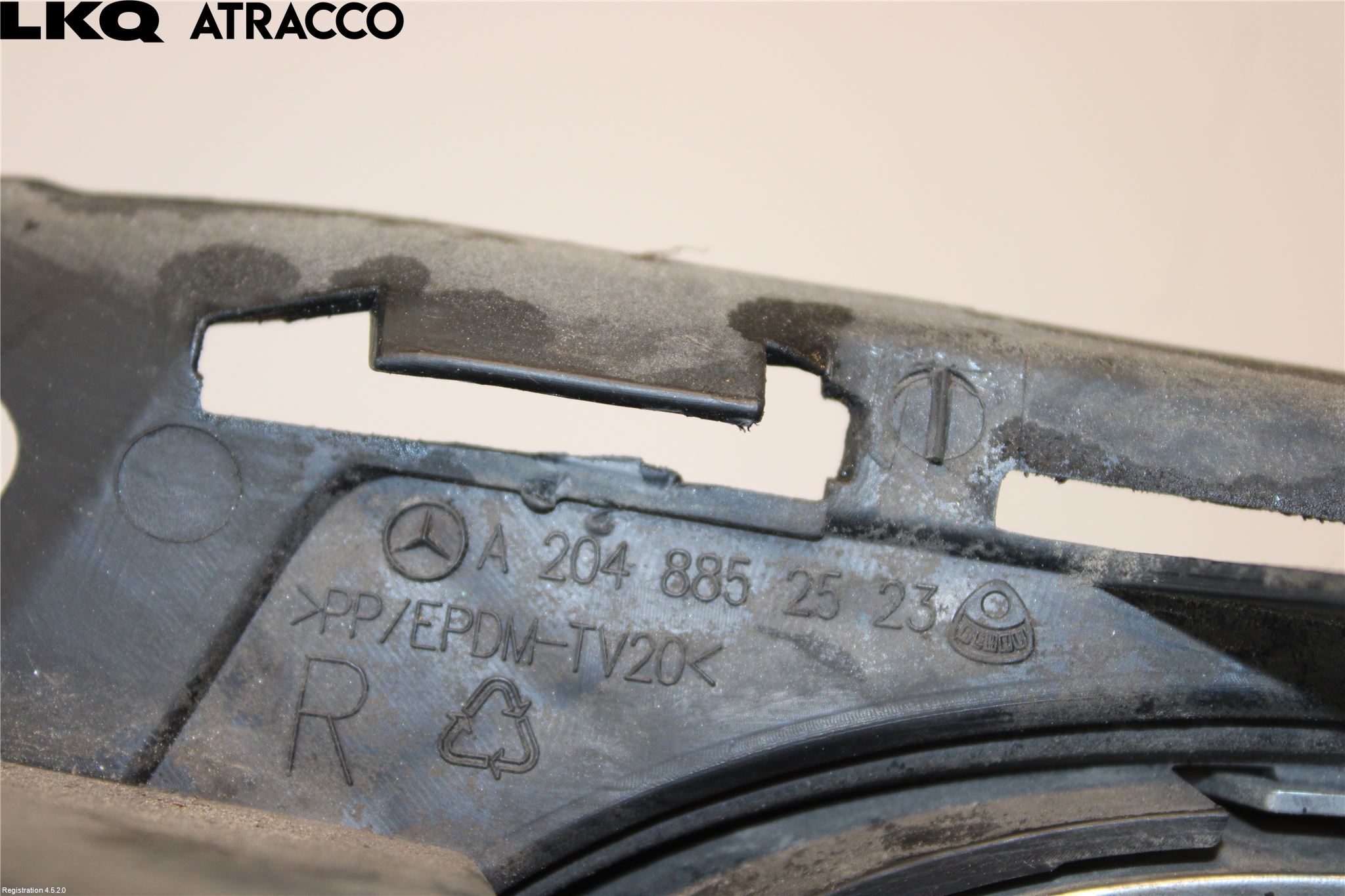 Mercedes-Benz MB C-KLASS (W204) 07-15 Dimljussarg Fram