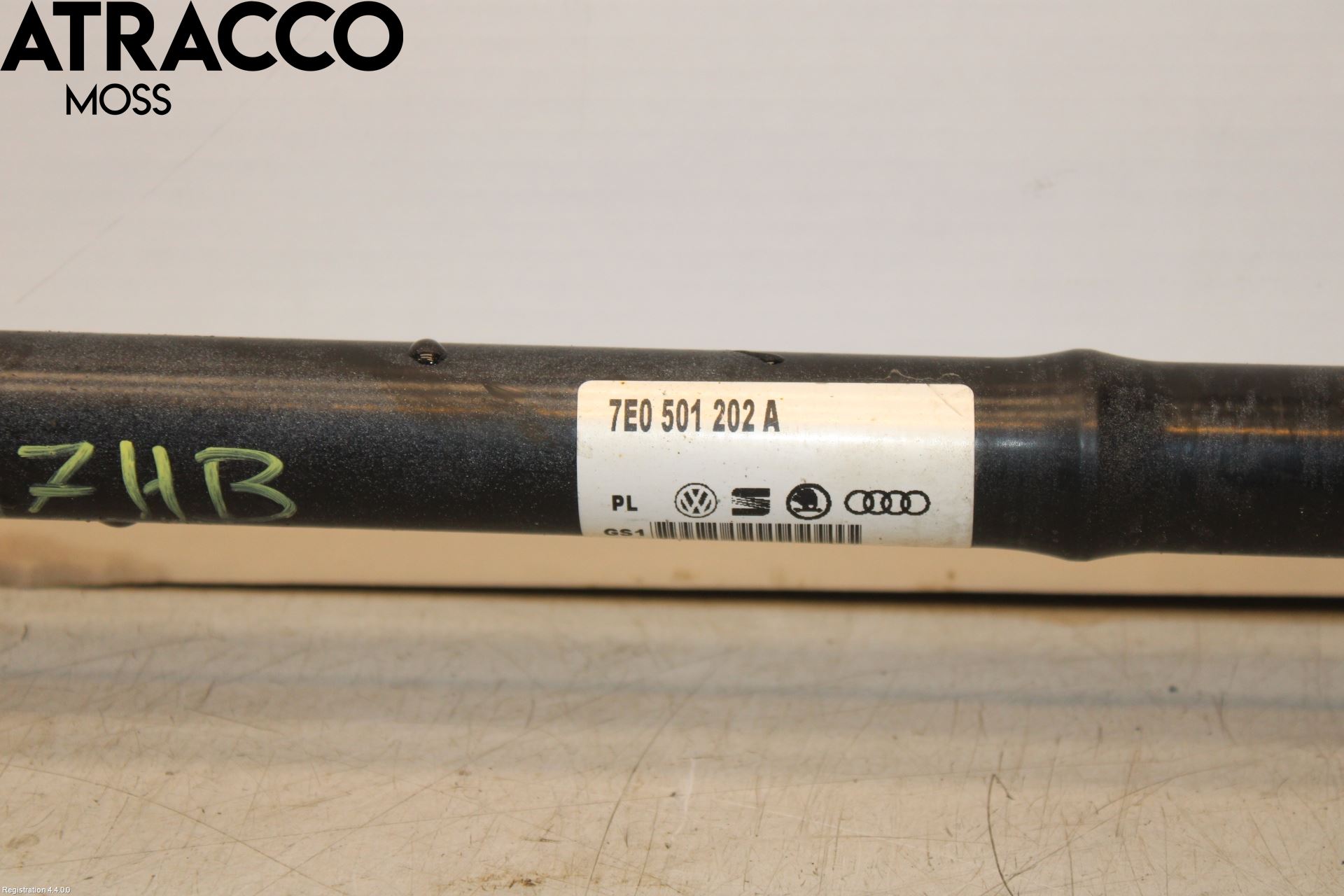 Volkswagen VW TRANSP/CARAVELLE (T6) 16-22 Drivaxel Bak Höger