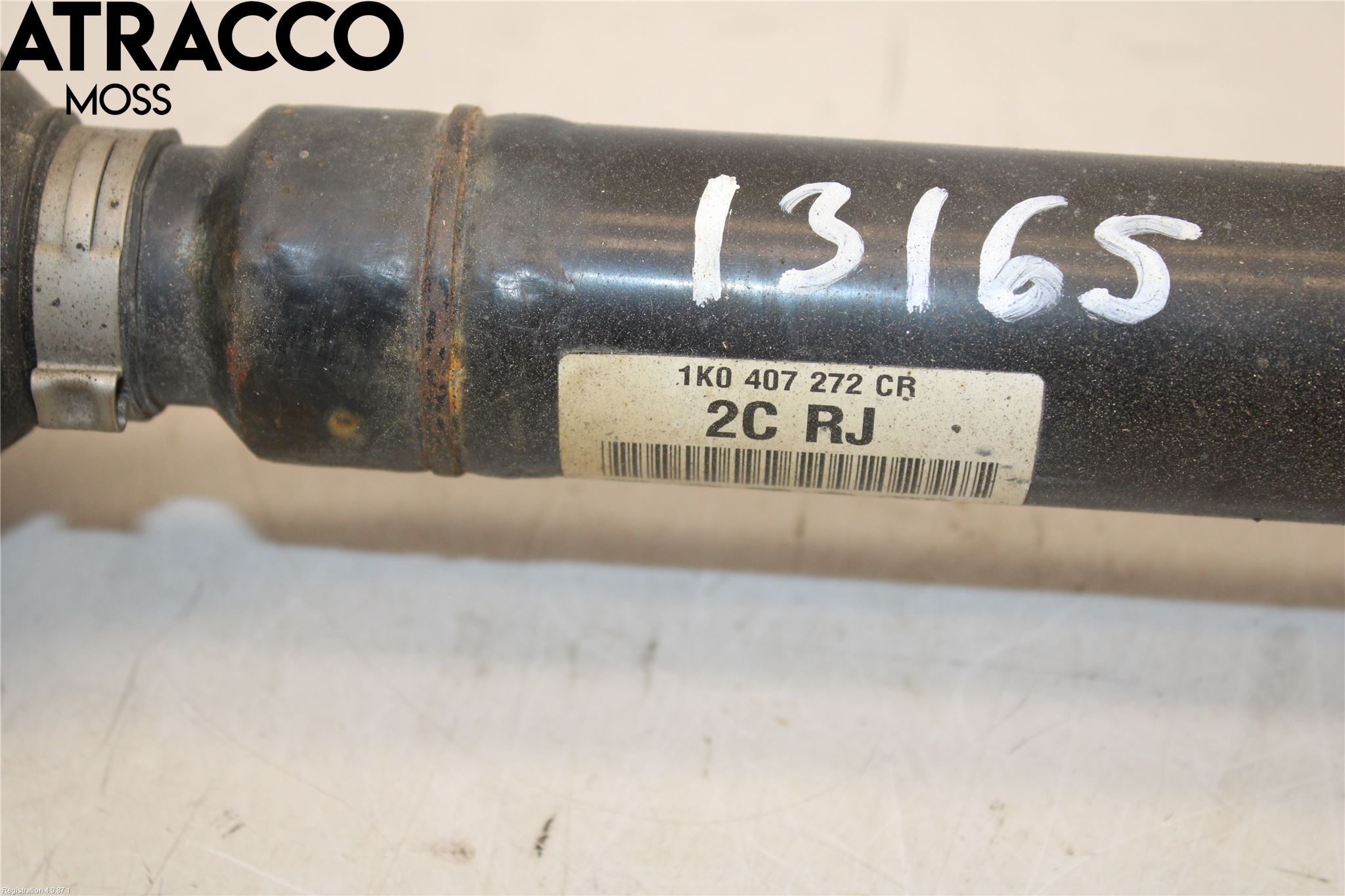 Volkswagen VW CADDY 11-15 Drivaxel Fram Höger