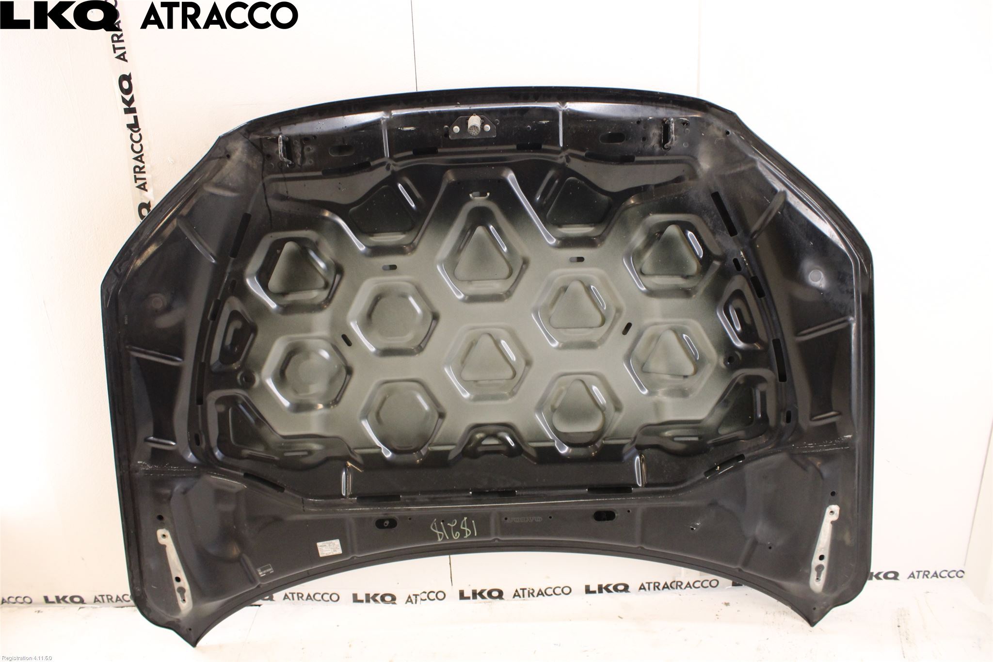 Volvo V70 08-13 Huv Fram