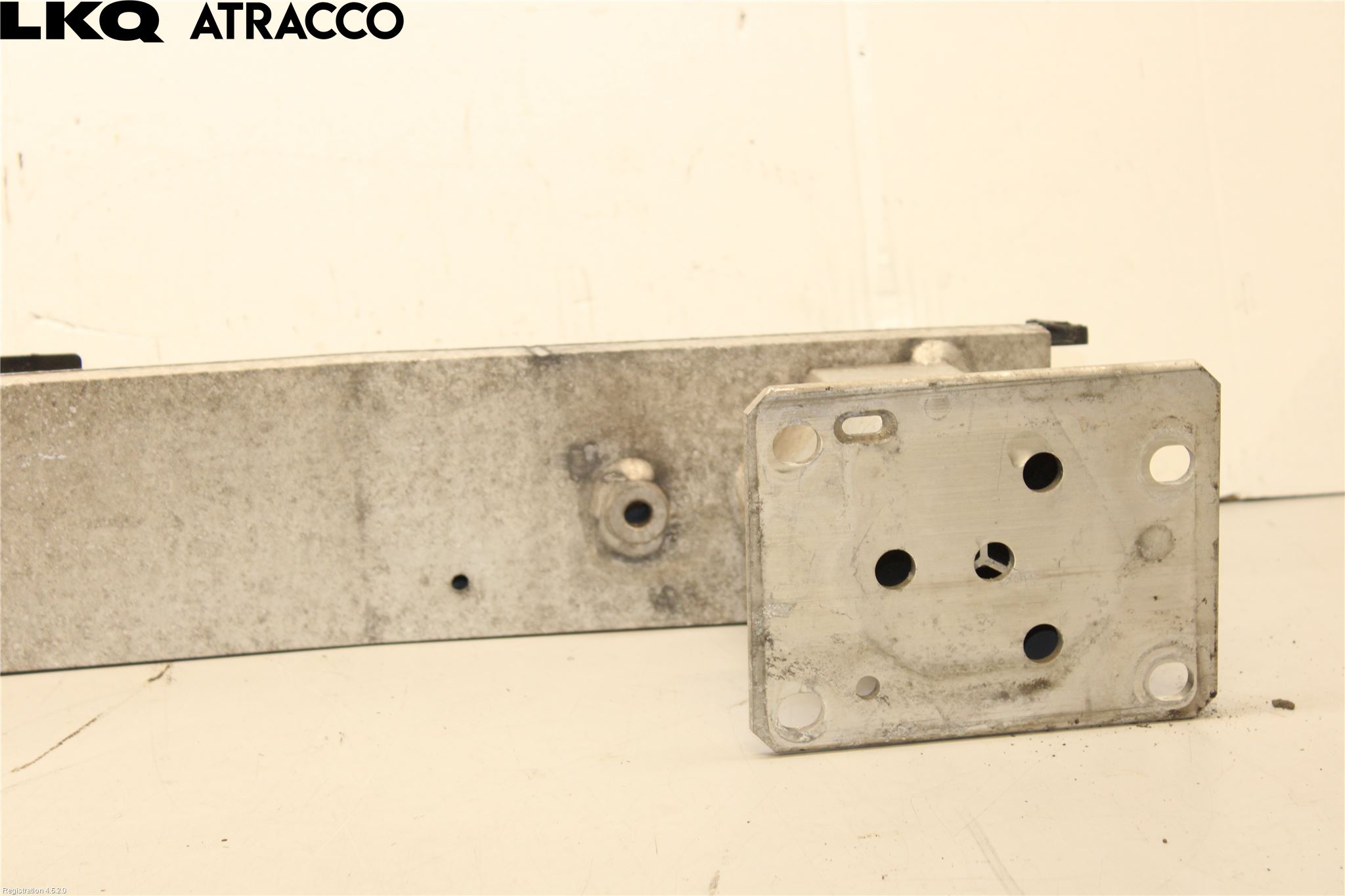 Peugeot PARTNER 08-15 Stötfångarbalk Fram