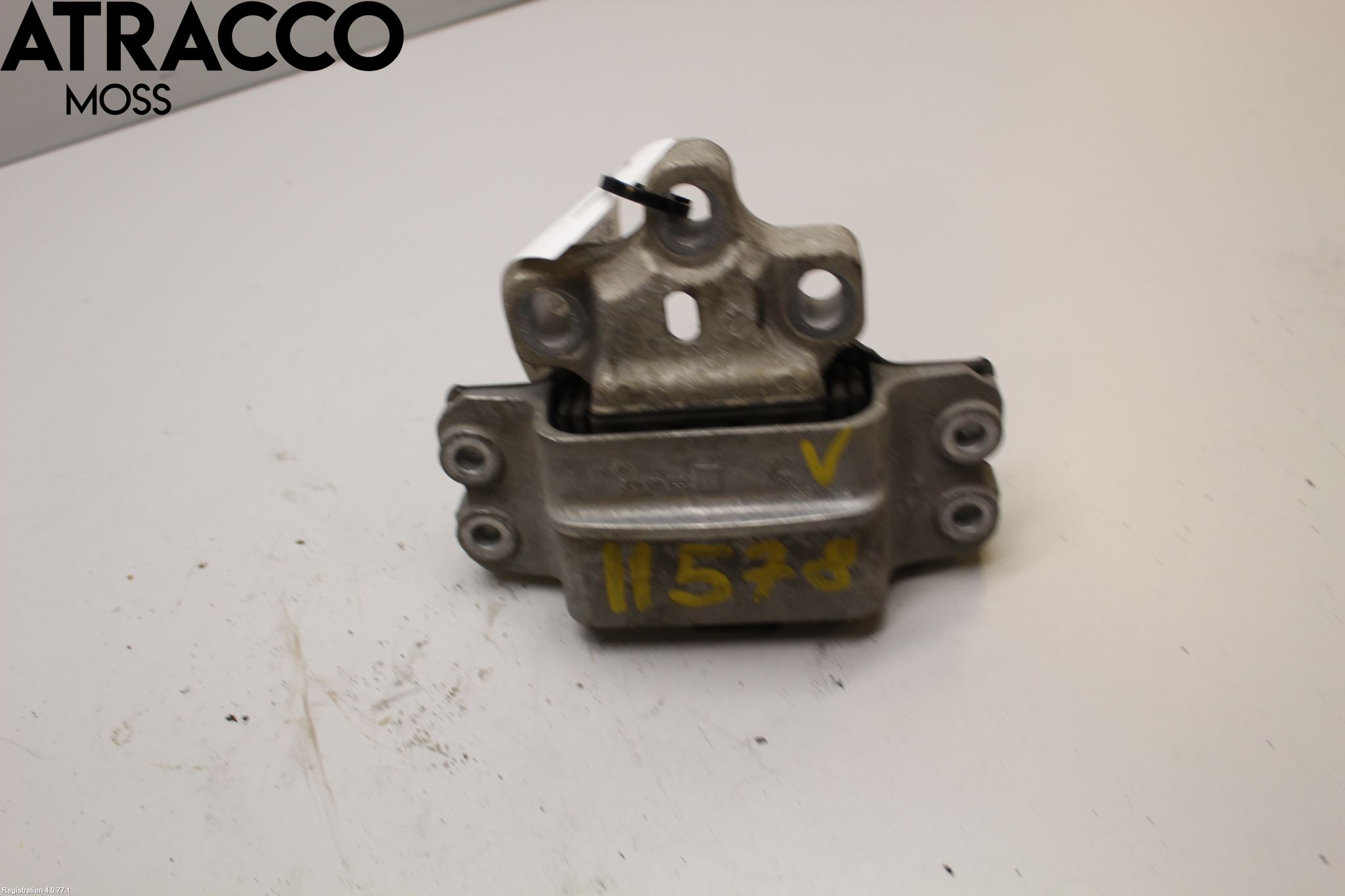Volkswagen VW PASSAT 11-14 Växellådsfäste