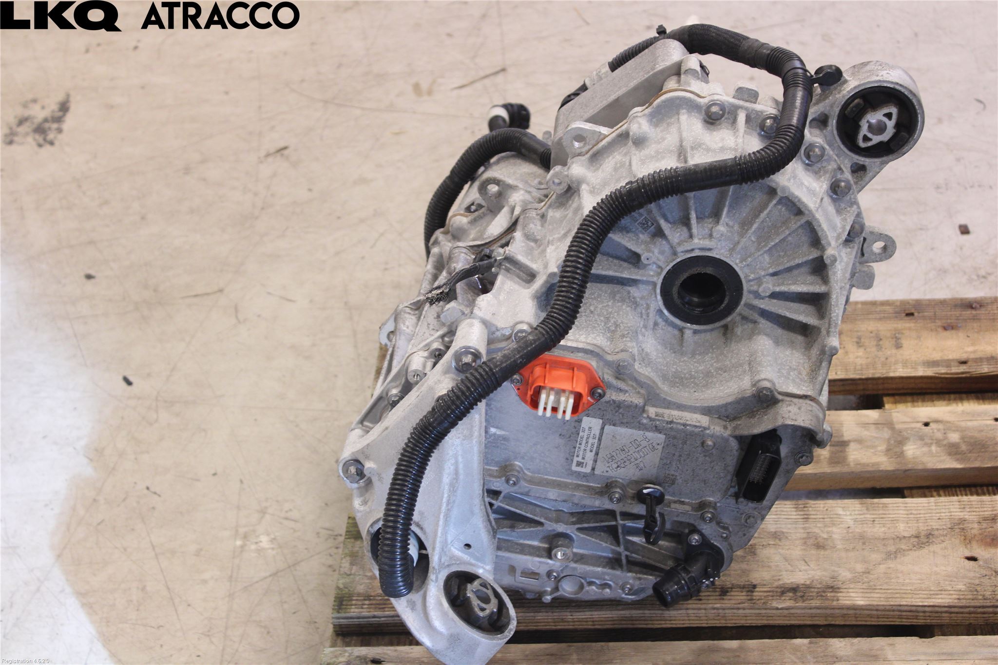 Tesla MODEL Y 21- Motor Elektrisk Bak
