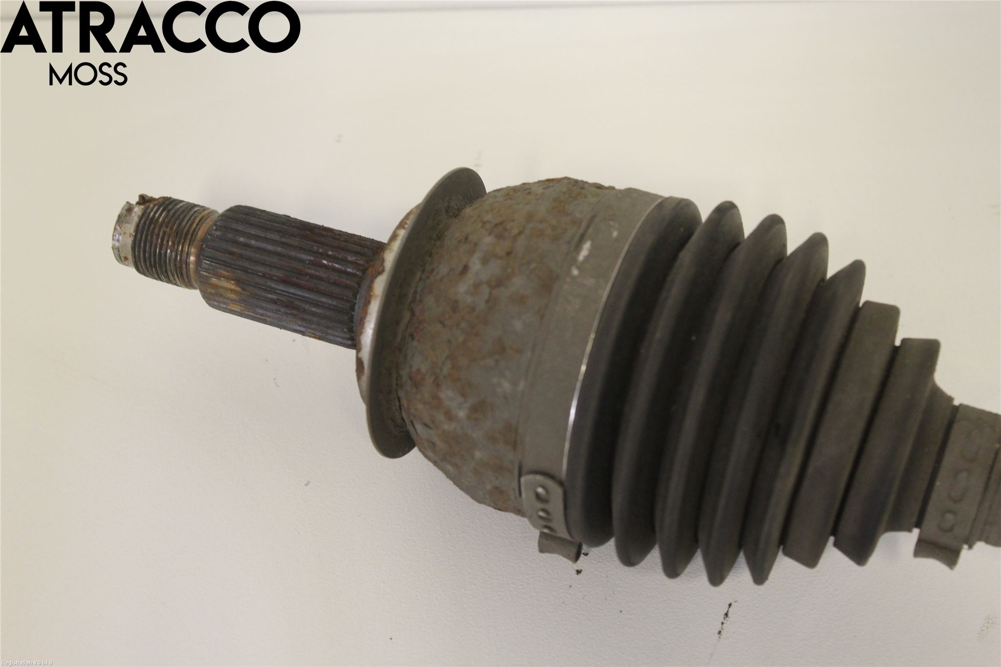 Subaru LEGACY 10-14 Drivaxel Fram Höger