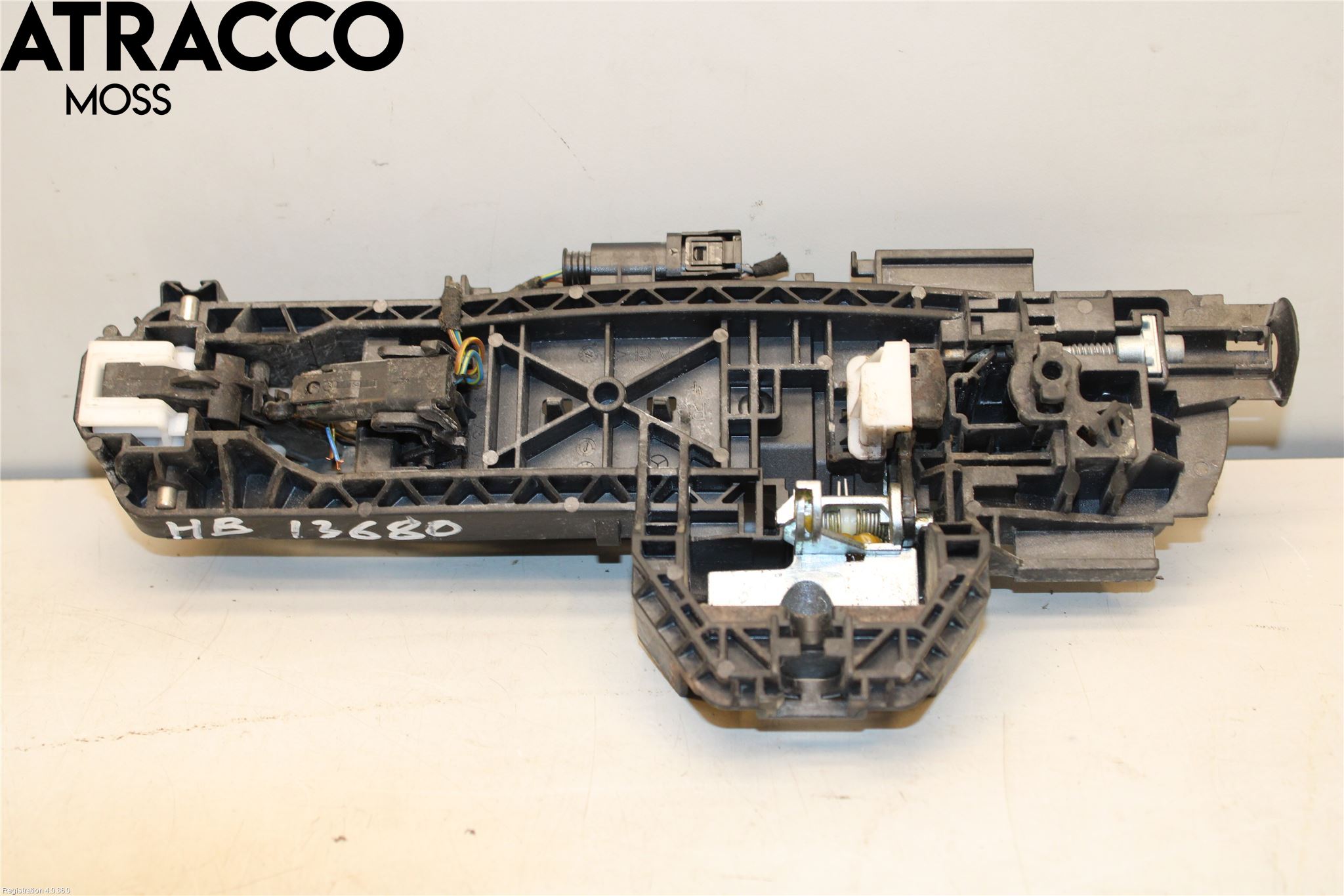 Mercedes-Benz MB E-KLASS (W212) 09-16 Dörrhandtag Yttre Hö