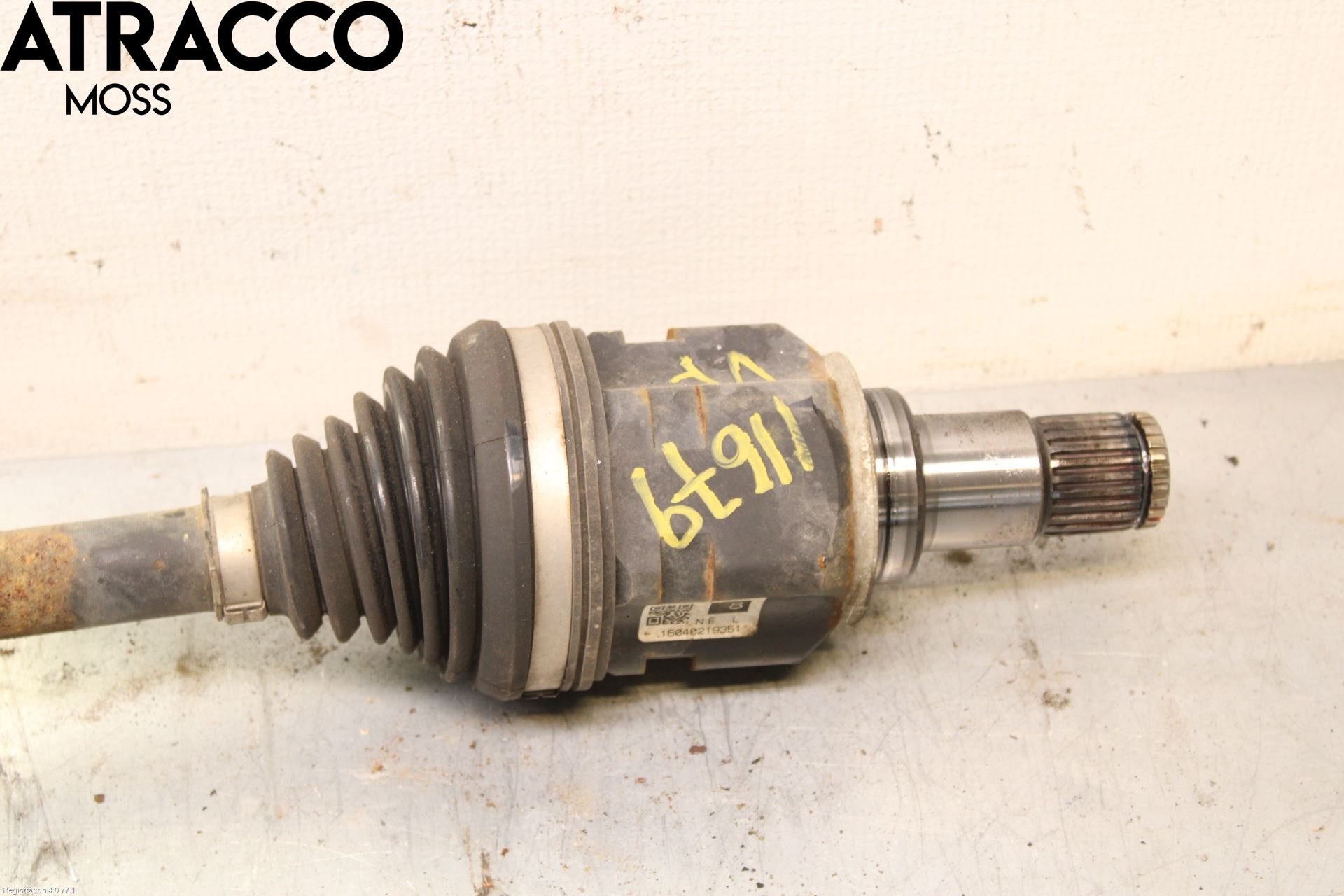 Toyota PRIUS (ZVW50) 16-21 Drivaxel Fram Vänster