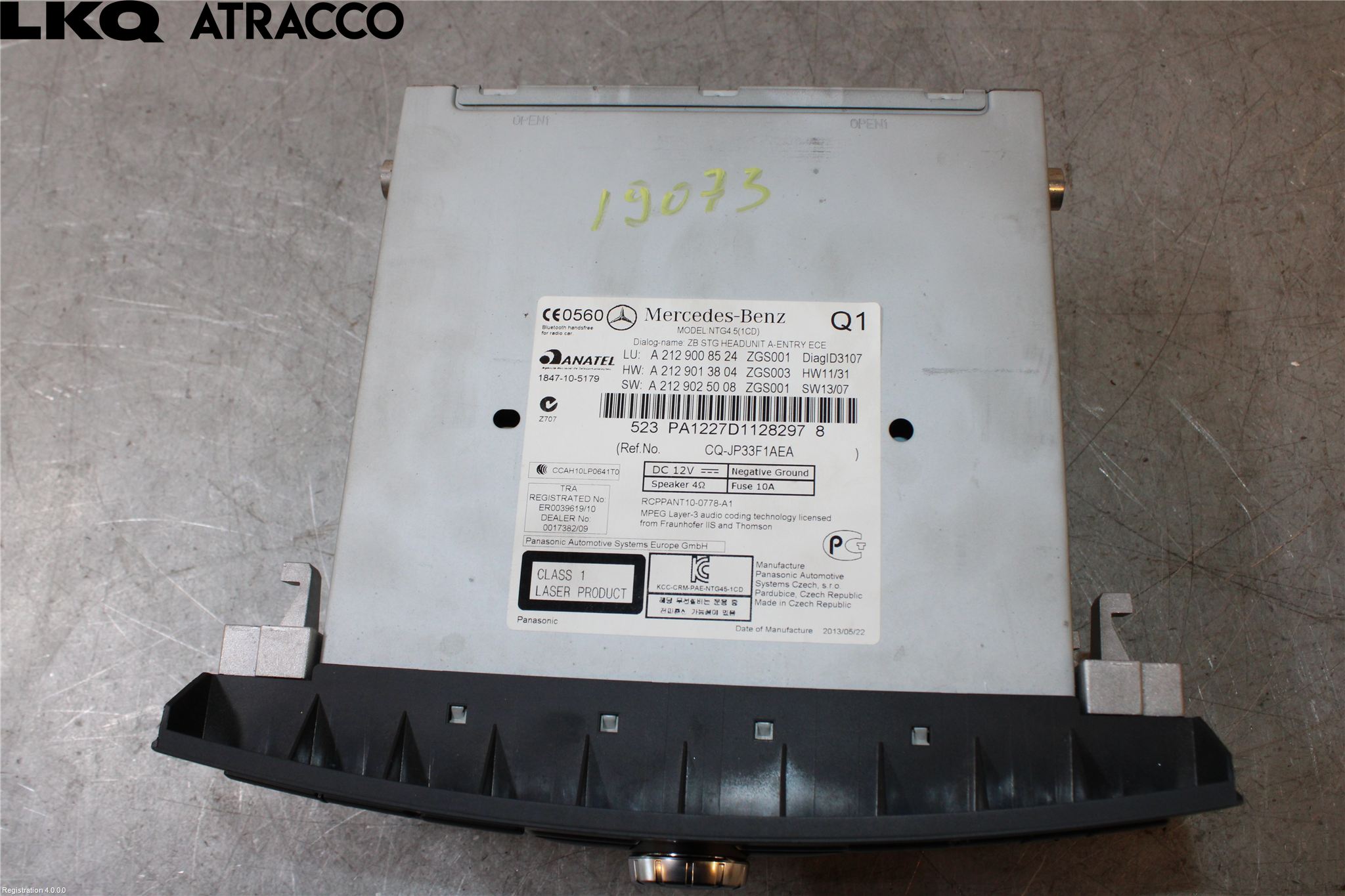 Mercedes-Benz MB E-KLASS (W212) 09-16 Radio