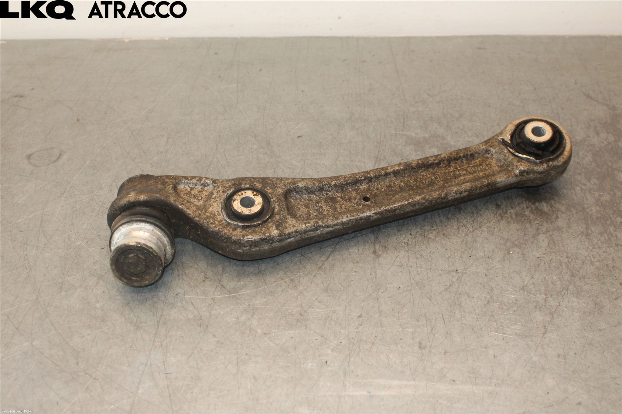 Audi A4/S4 B9 16-19 Bärarm Fram Undre Vä