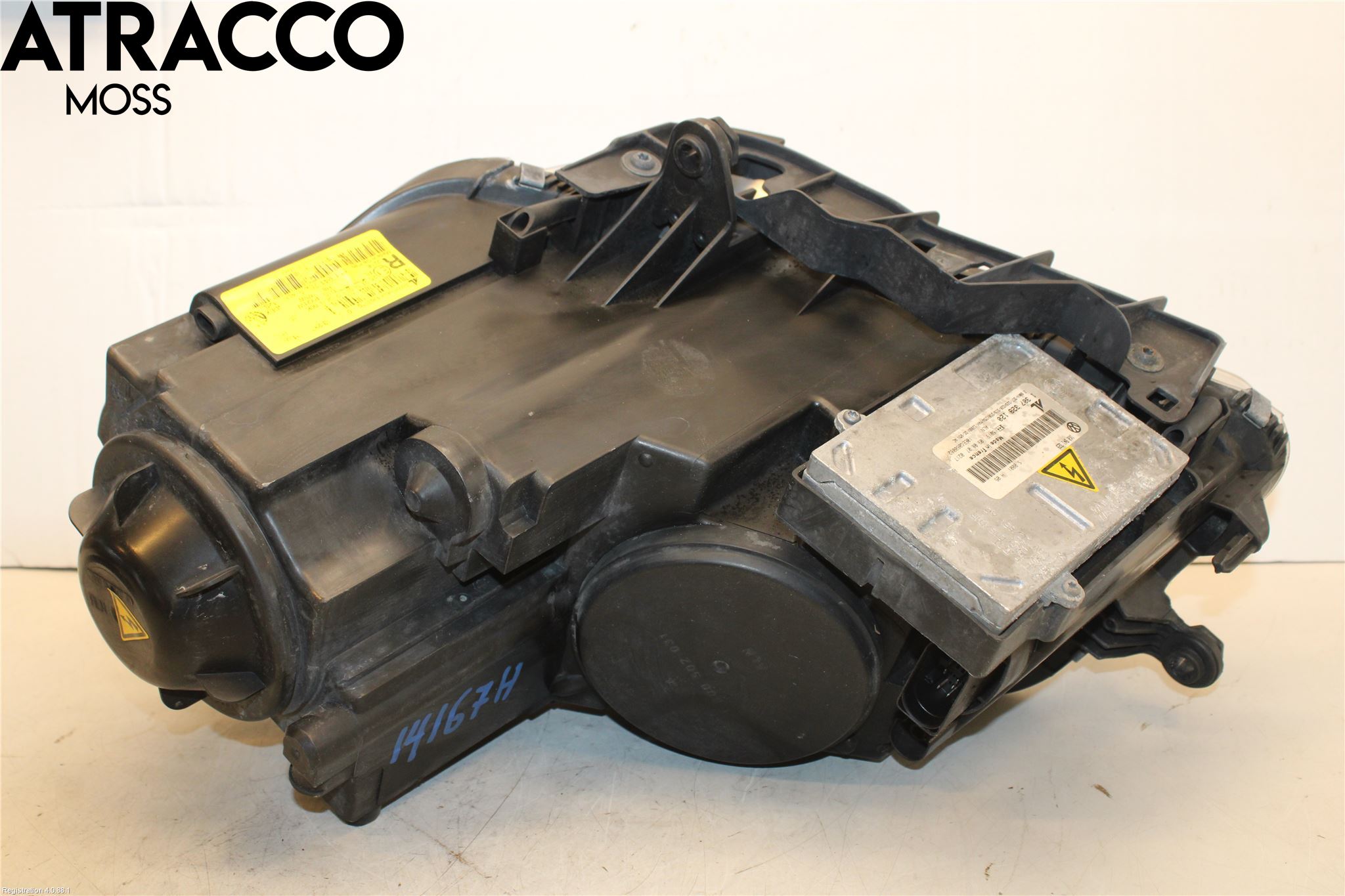 Volkswagen VW TOURAN 03-10 Strålkastare Höger