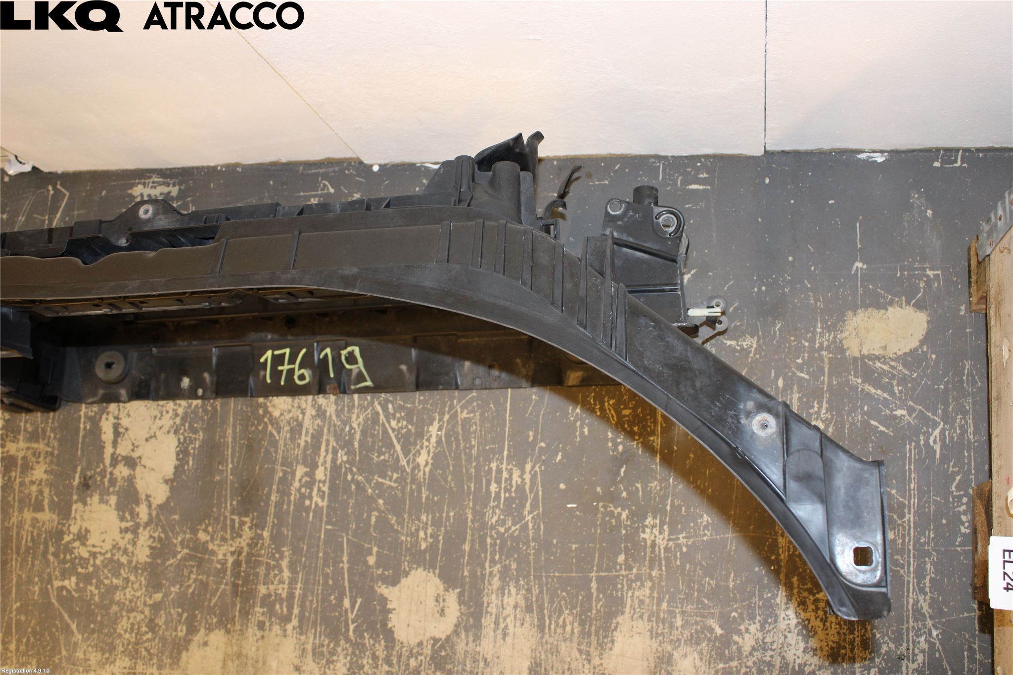 Audi A3/S3 05-13 Kylarfäste-Ram-Balk