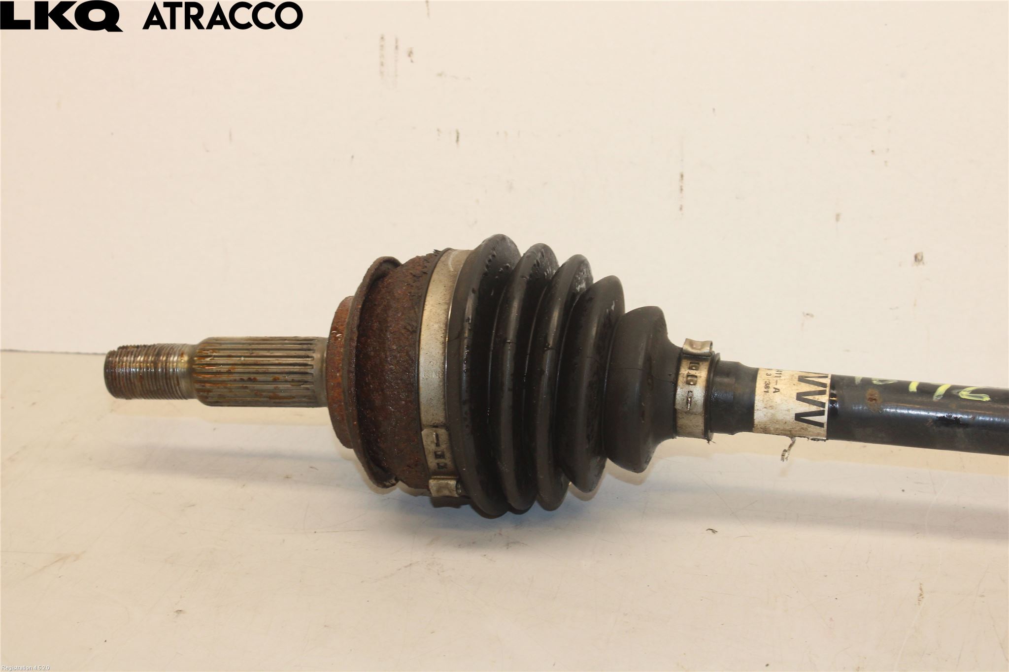 Toyota YARIS XP130 15-20 Drivaxel Fram Vänster