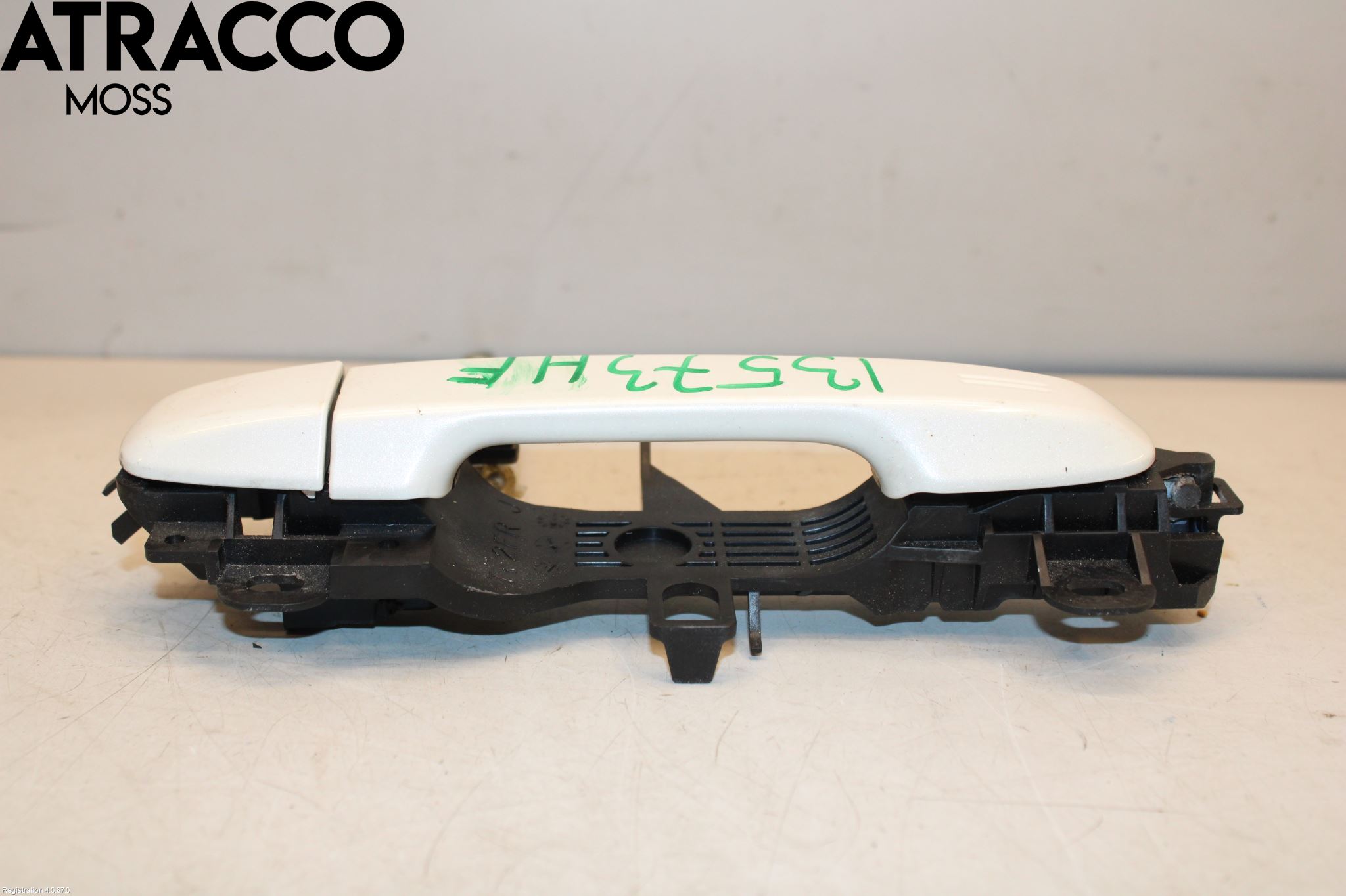 Toyota YARIS XP130 12-14 Dörrhandtag Yttre Hö