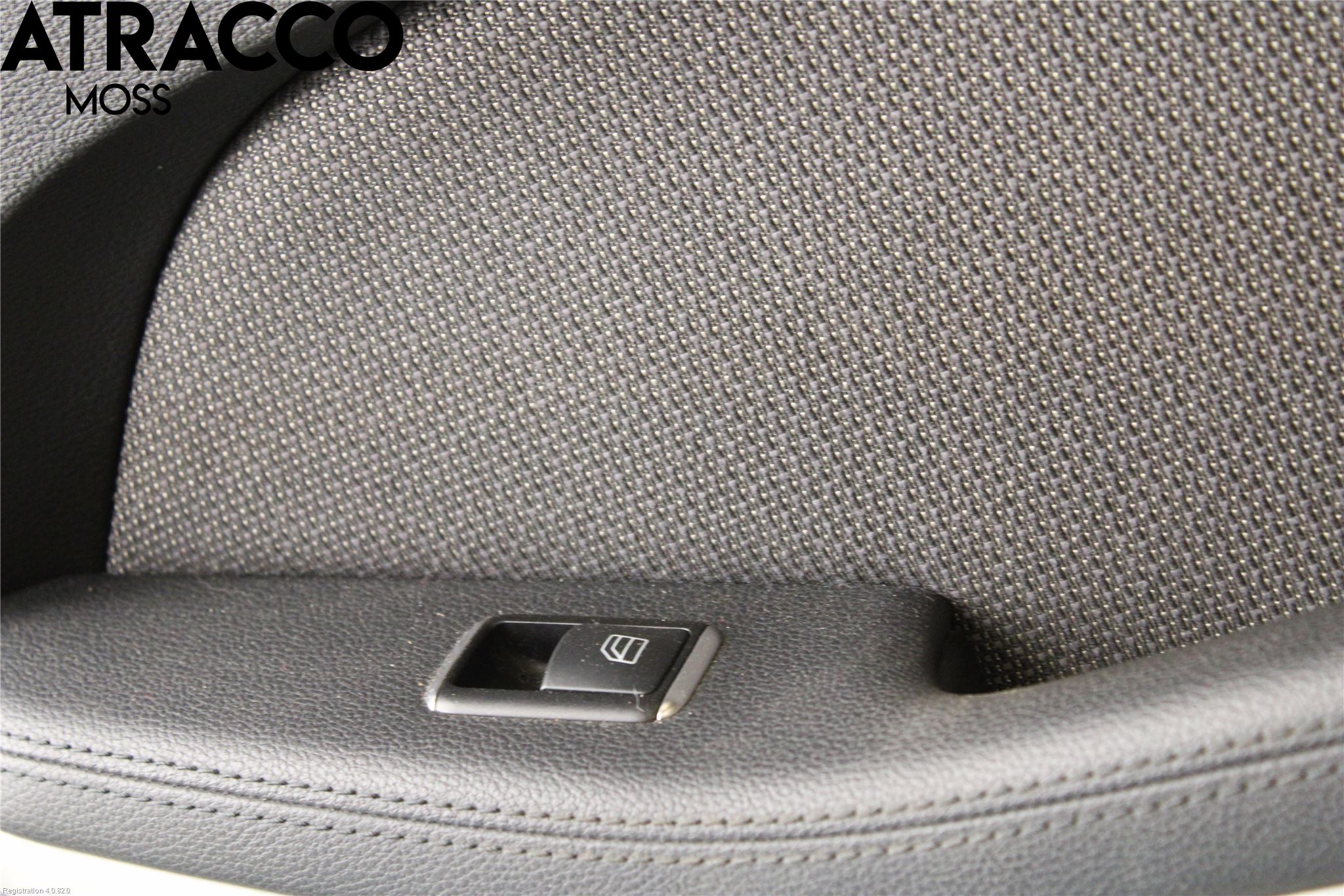 Mercedes-Benz MB E-KLASS (W212) 09-16 Dörrklädsel Hö