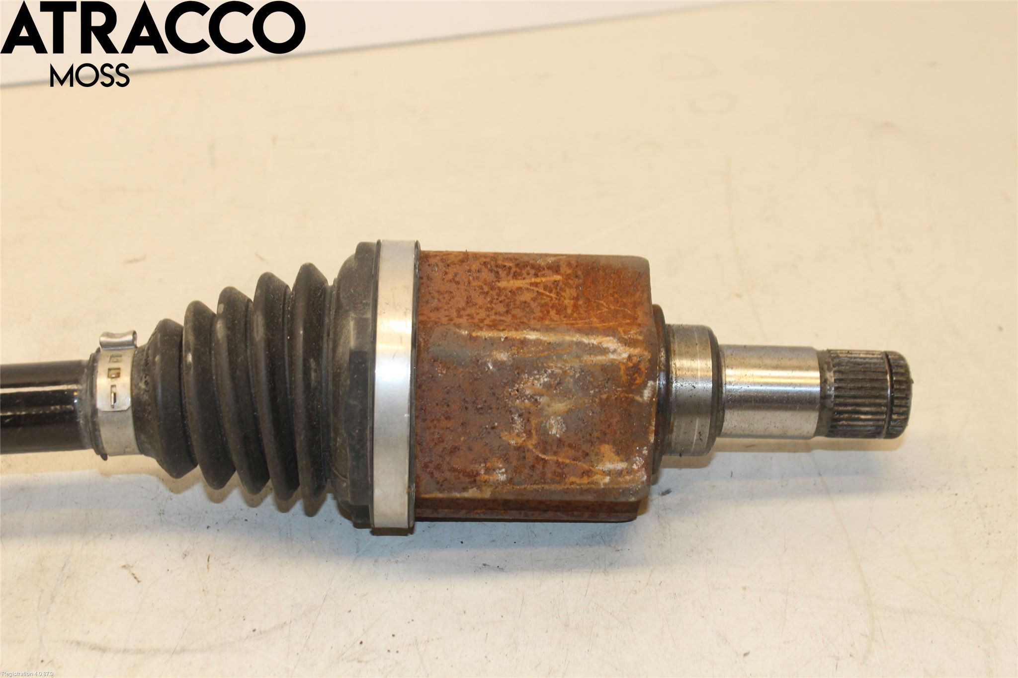 Audi Q4 E-TRON FZ 22- Drivaxel Fram Höger