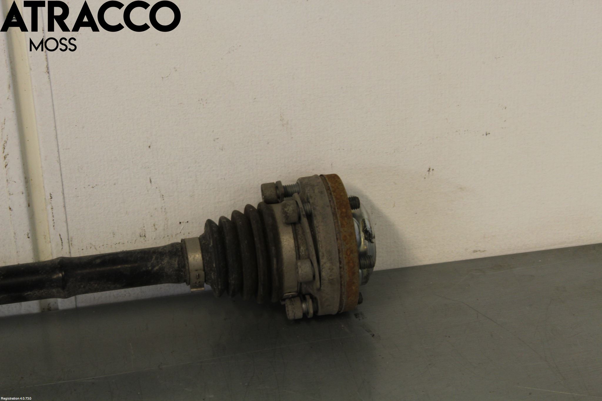 Volkswagen VW TRANSP/CARAVELLE (T6) 16-22 Drivaxel Bak Höger