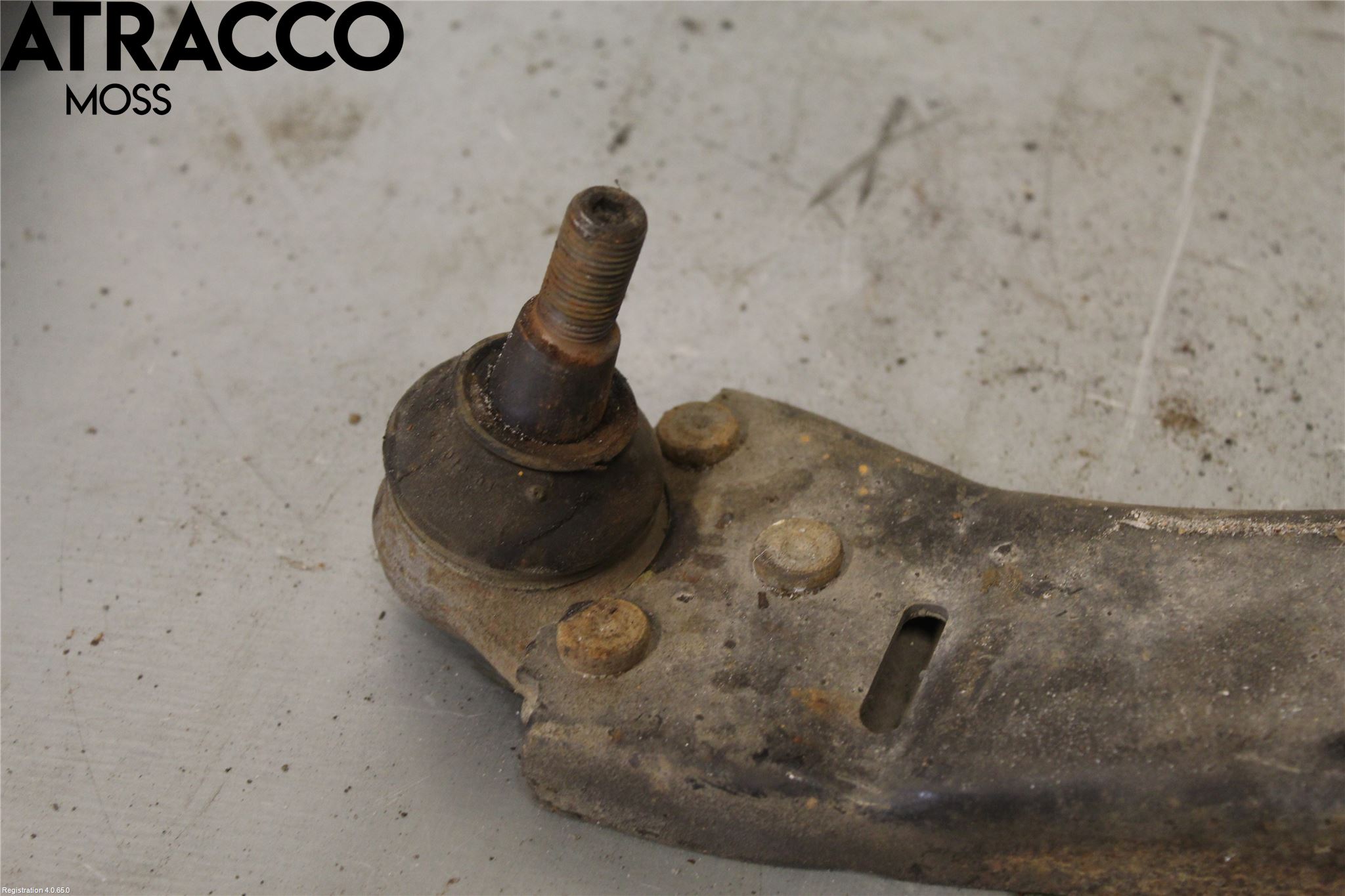 Volvo V60 14-18 Bärarm Fram Undre Hö
