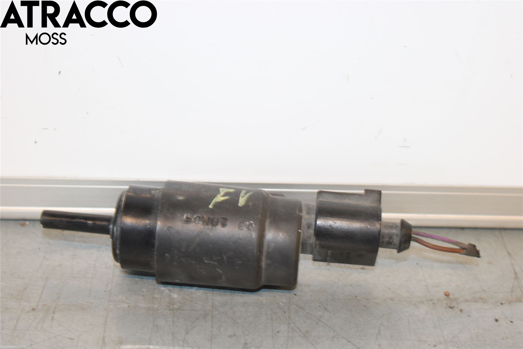 Mercedes-Benz MB SPRINTER (W906) 06-18 Spolarpump Vindruta