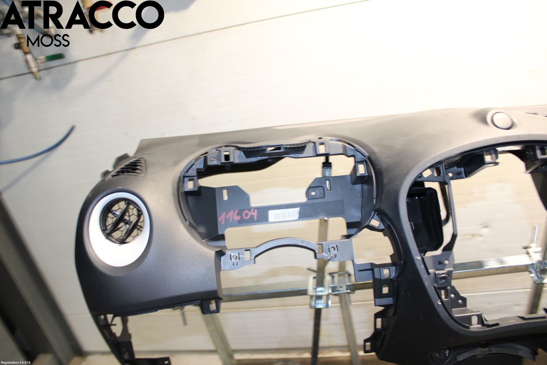 Nissan JUKE 14-19 Instrumentbräda