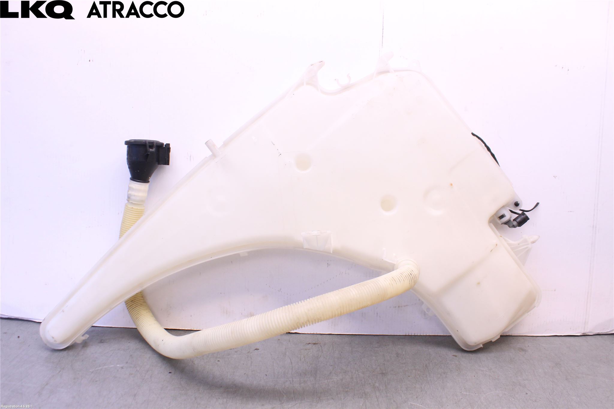BMW 1 E87/81 5D/3D 03-11 Spolartank Vindruta
