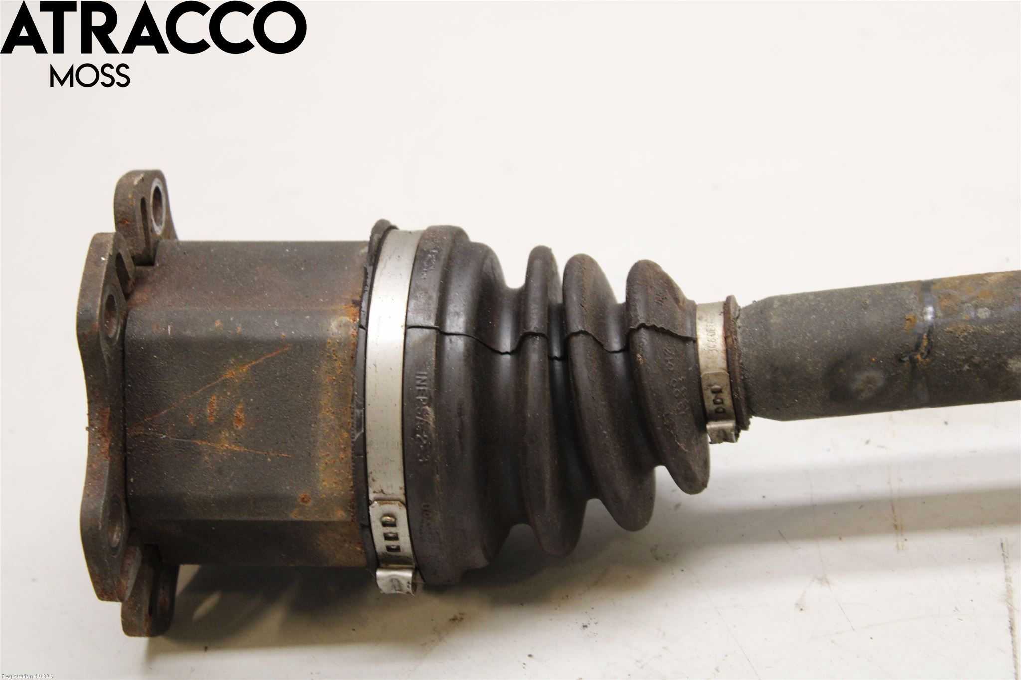 Audi  Drivaxel Fram Vänster
