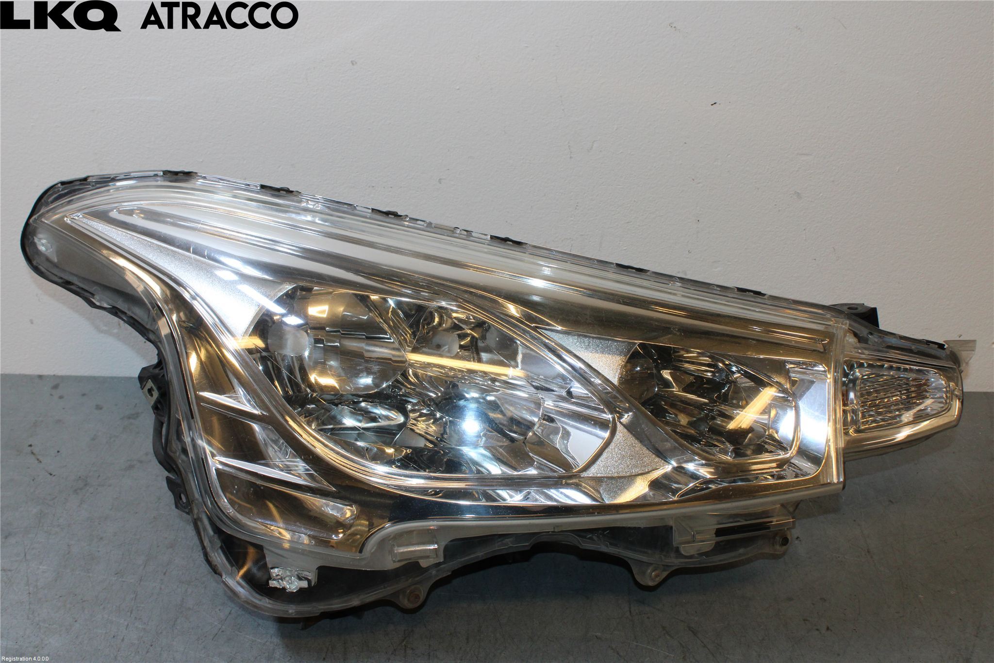 Citroen C4 AIRCROSS Strålkastare Höger