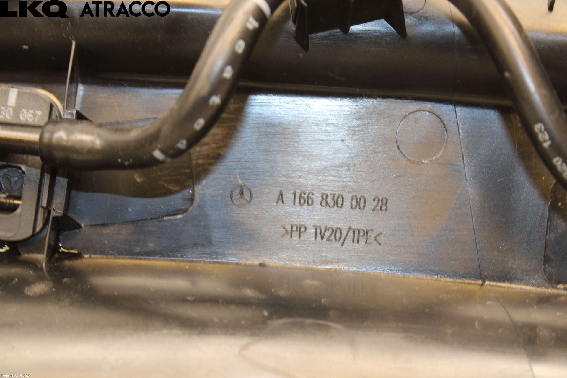 Mercedes-Benz MB ML/GLE-KLASS (W166) 12-18 Torpedplåt-Torpedplast