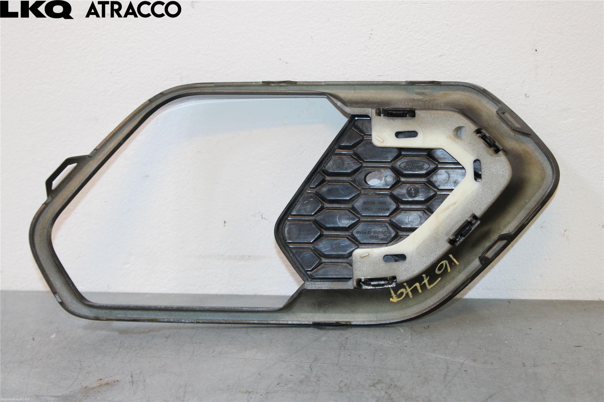 Ford KUGA 13-16 Grilldel Vänster