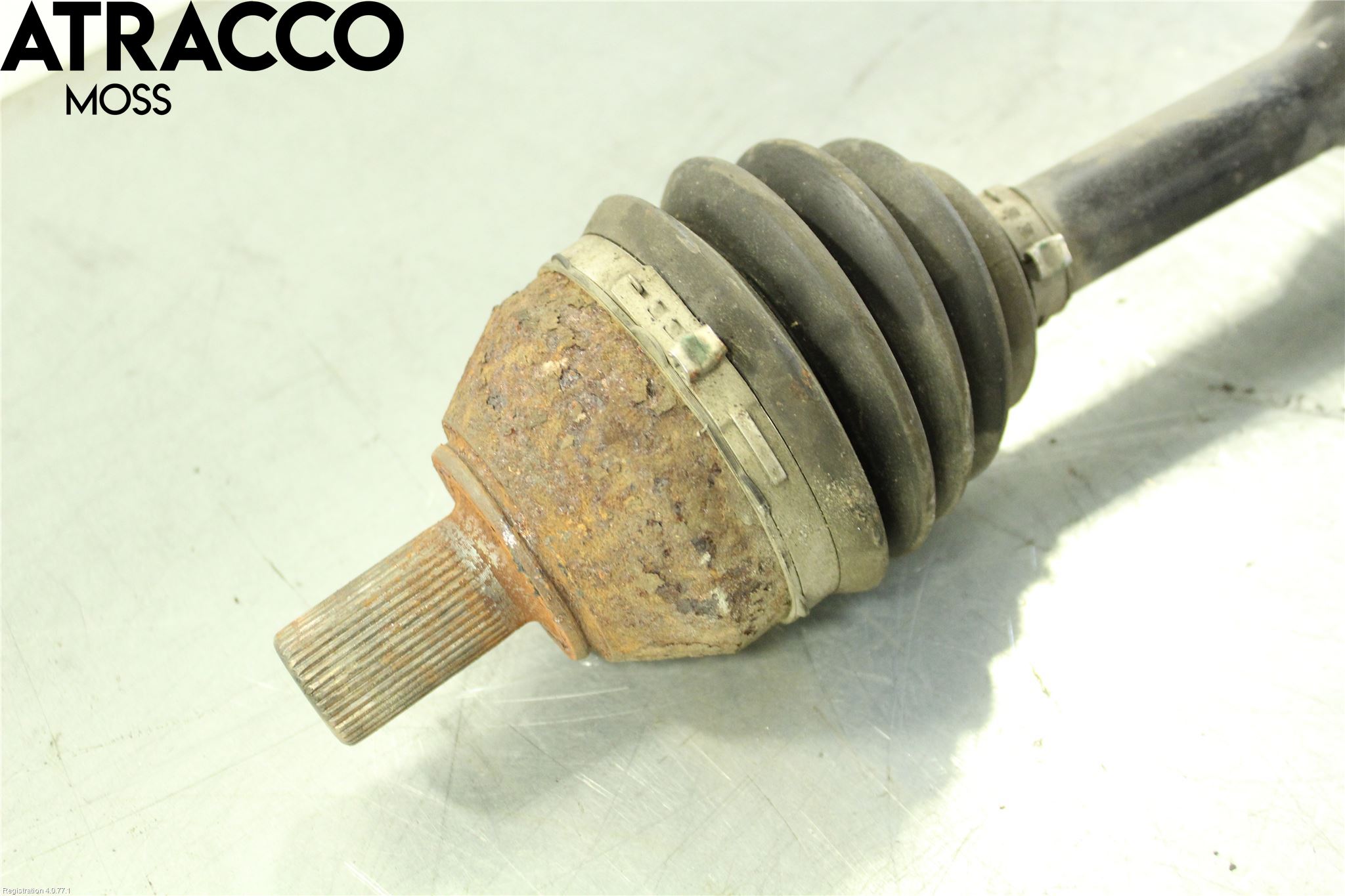 Volvo XC60 14-17 Drivaxel Fram Höger