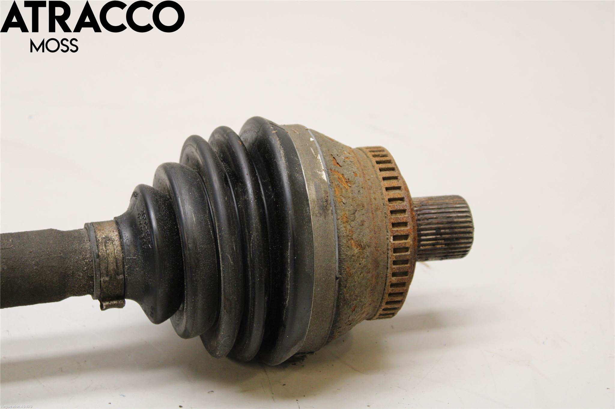 Audi  Drivaxel Fram Vänster