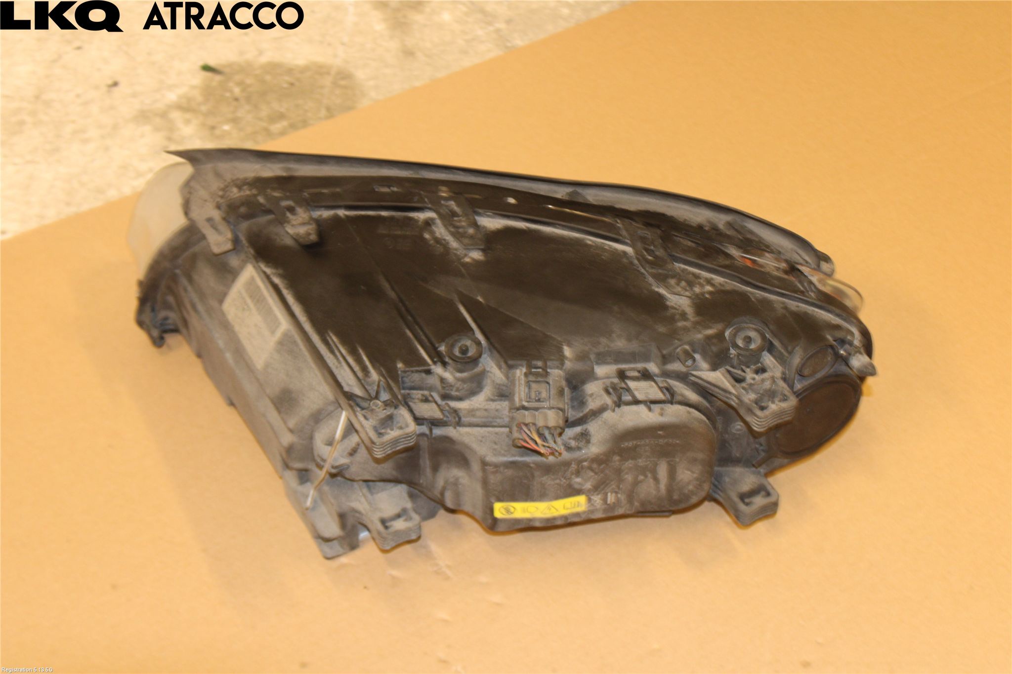 Volvo V70 08-13 Strålkastare Höger
