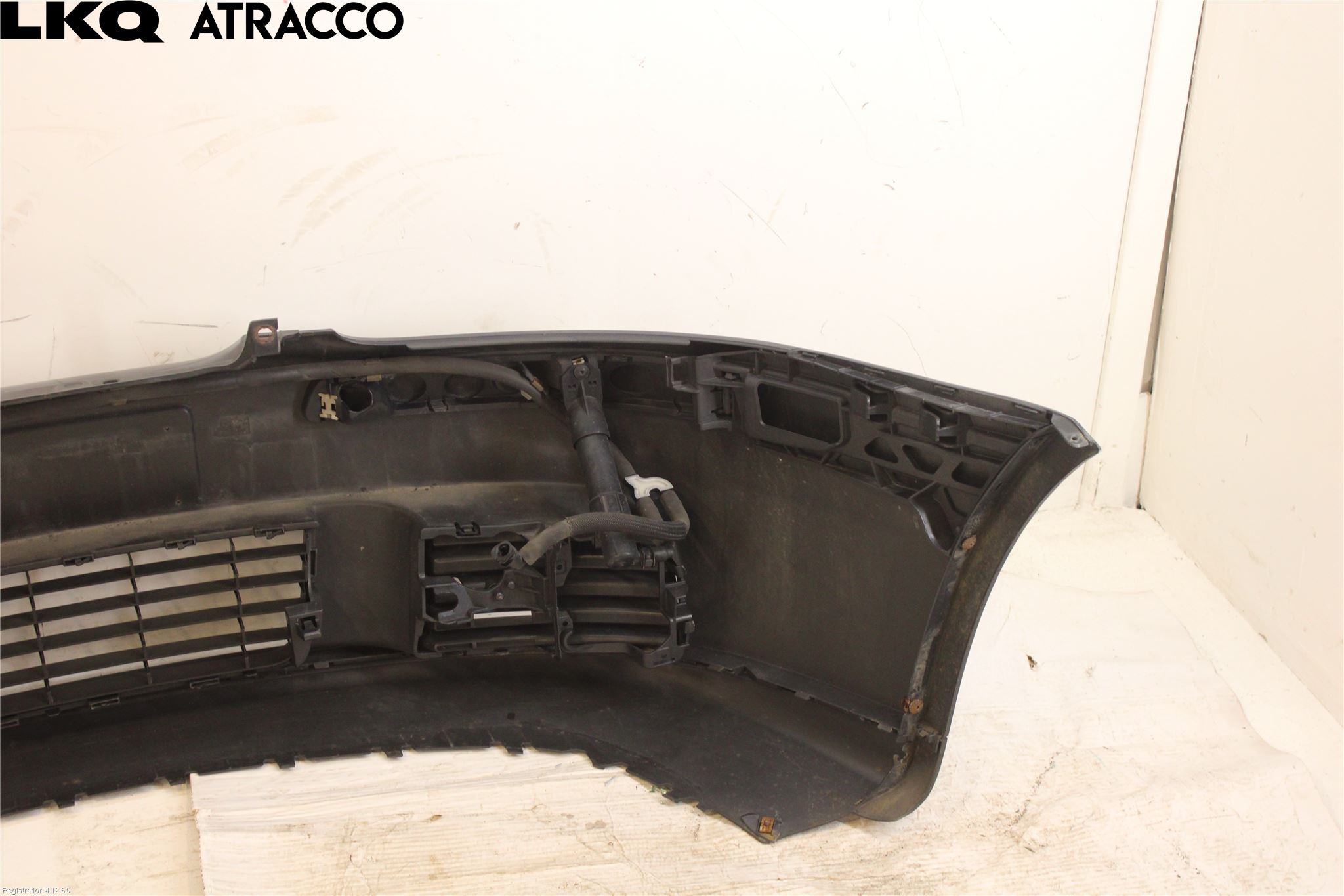 Volkswagen VW GOLF V 04-09 Stötfångare Fram