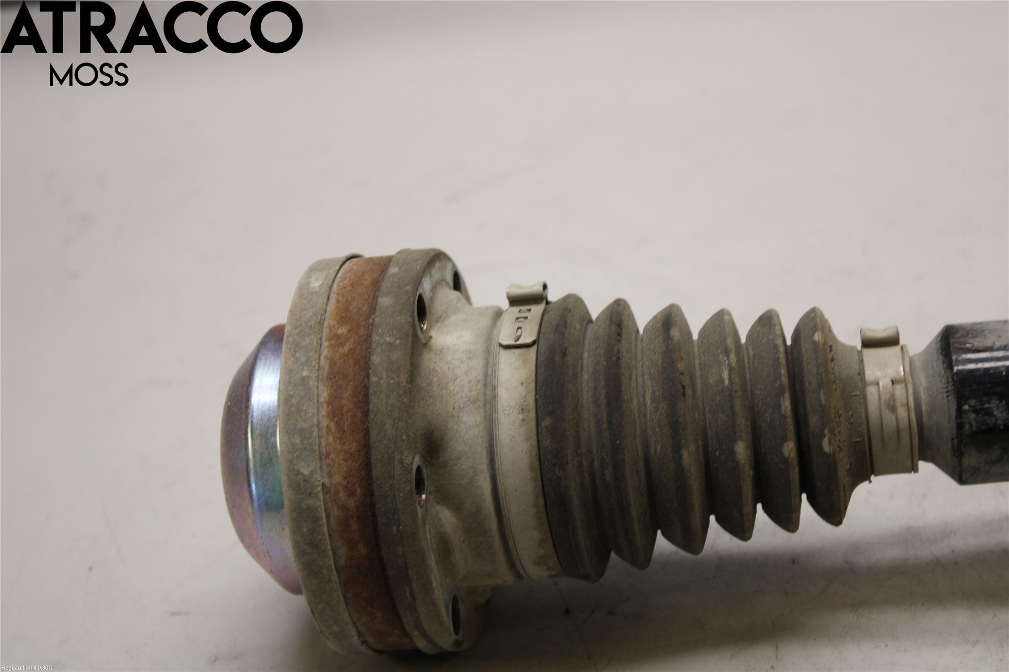 Volkswagen VW CADDY 16-20 Drivaxel Fram Höger