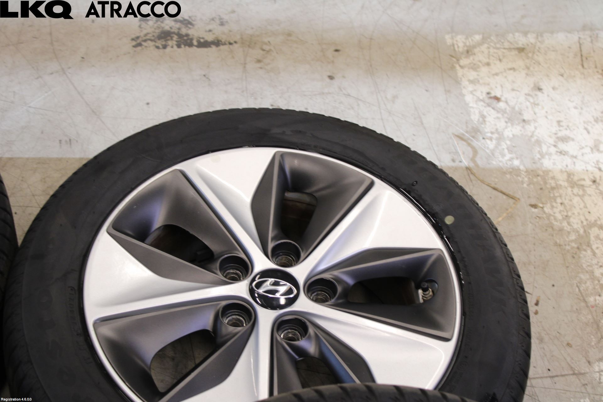 Hyundai IONIQ AE 17-22 Sommardäck Alumfälg 4St