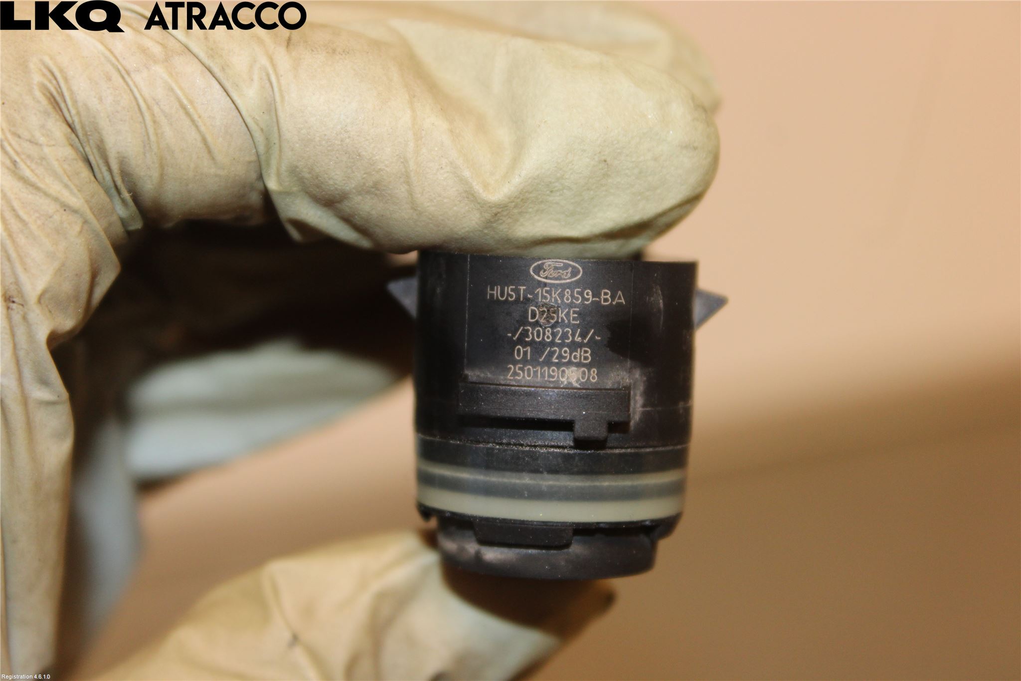 Ford ECOSPORT 17- Parkeringshjälp Backsensor