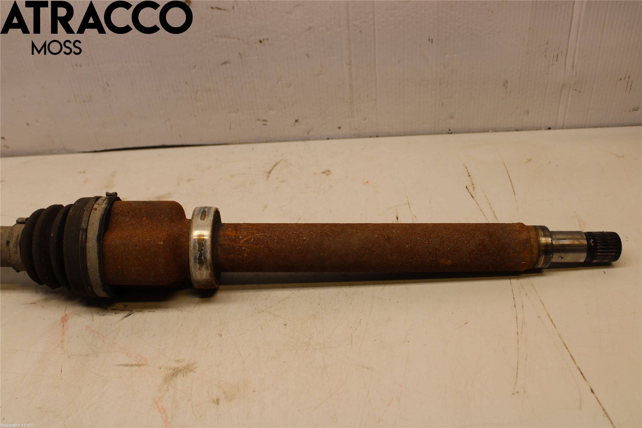 Ford FOCUS 08-11 Drivaxel Fram Höger