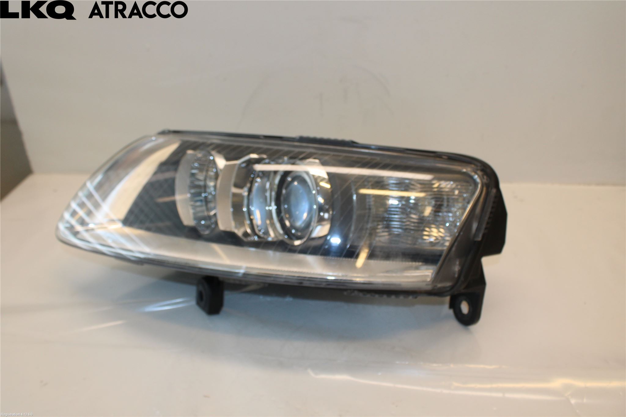 Audi A6/S6     05-11 Strålkastare Vänster