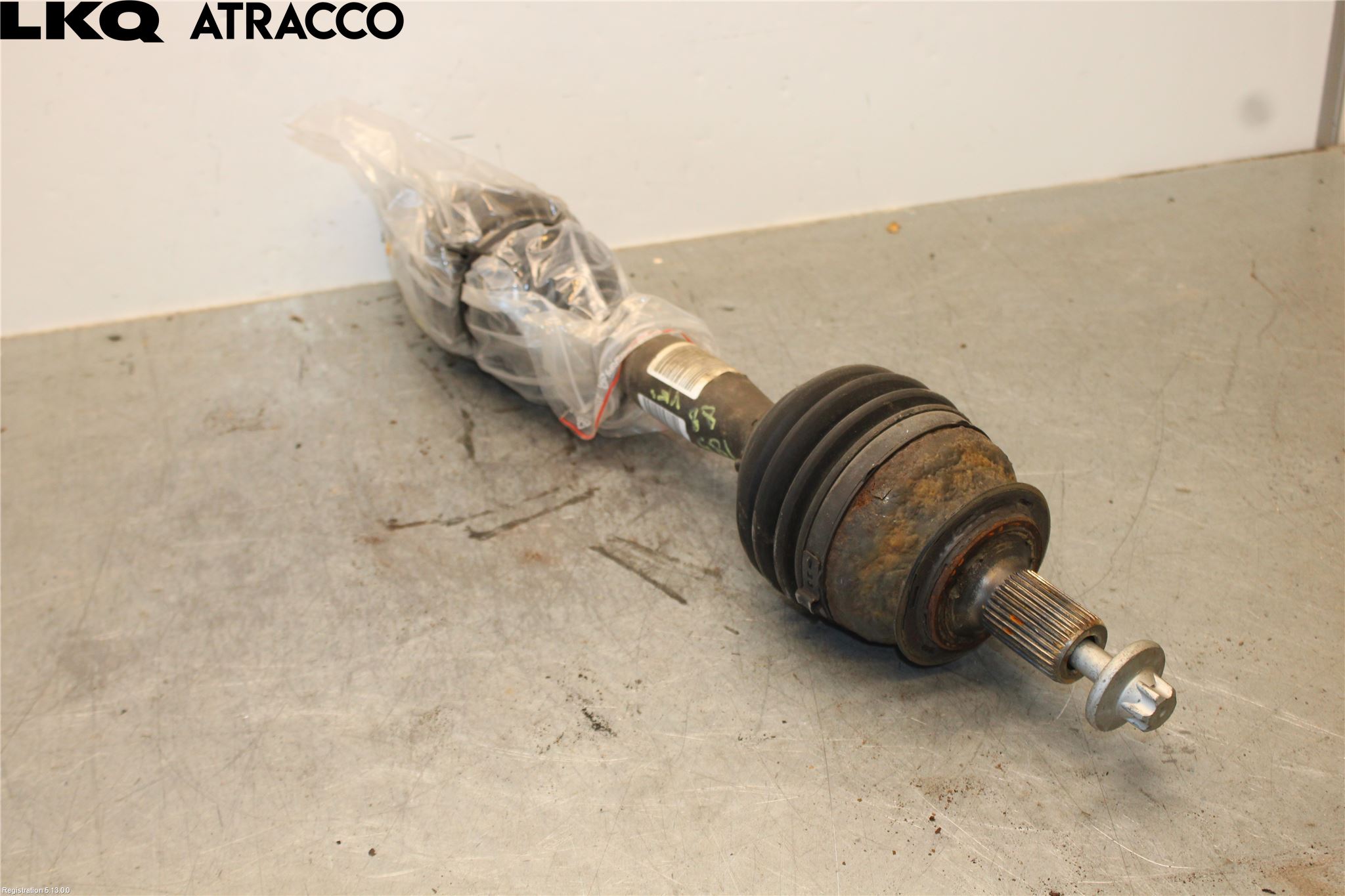 Mercedes-Benz MB CLA-KLASS (C117/X117) 13-19 Drivaxel Fram Vänster