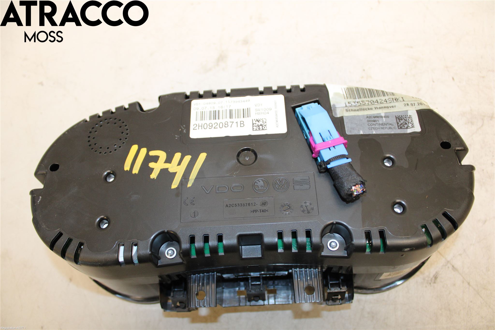 Volkswagen VW AMAROK 2H 10-22 Instrument Hast