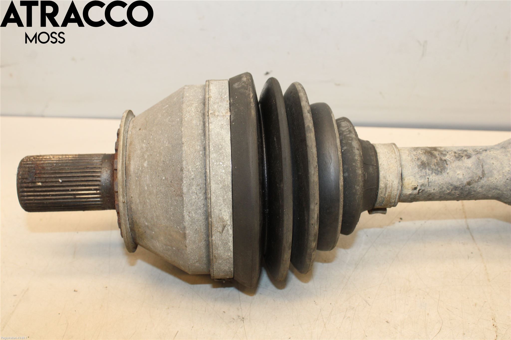 Volvo XC60 09-13 Drivaxel Fram Höger