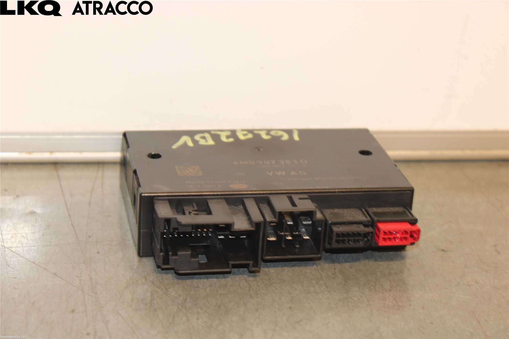 Audi A4/S4 B9 16-19 Styrenhet Dragkrok