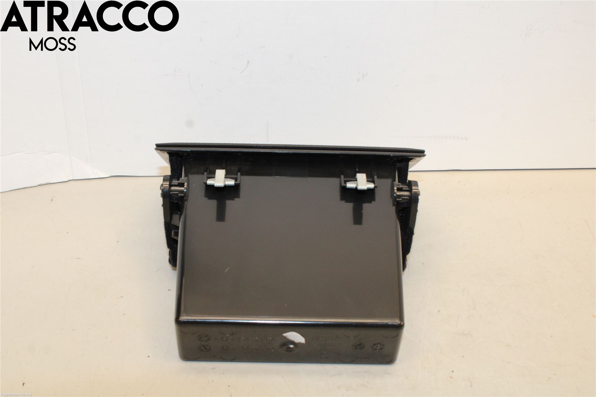 BMW 1 F20/F21 11-19 Instrumentbräda Förvaringsfack