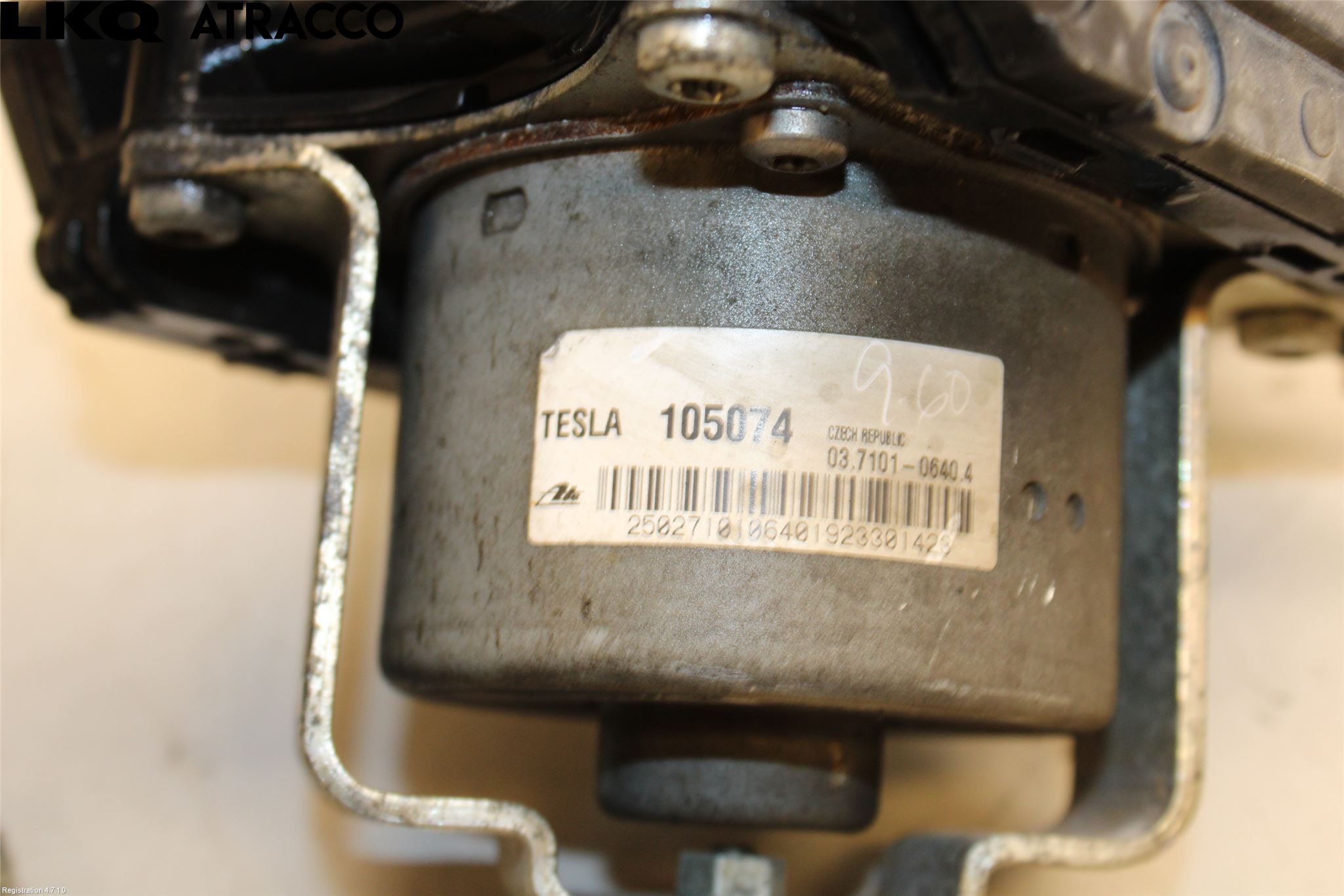 Tesla MODEL S 13- Vakuumpump