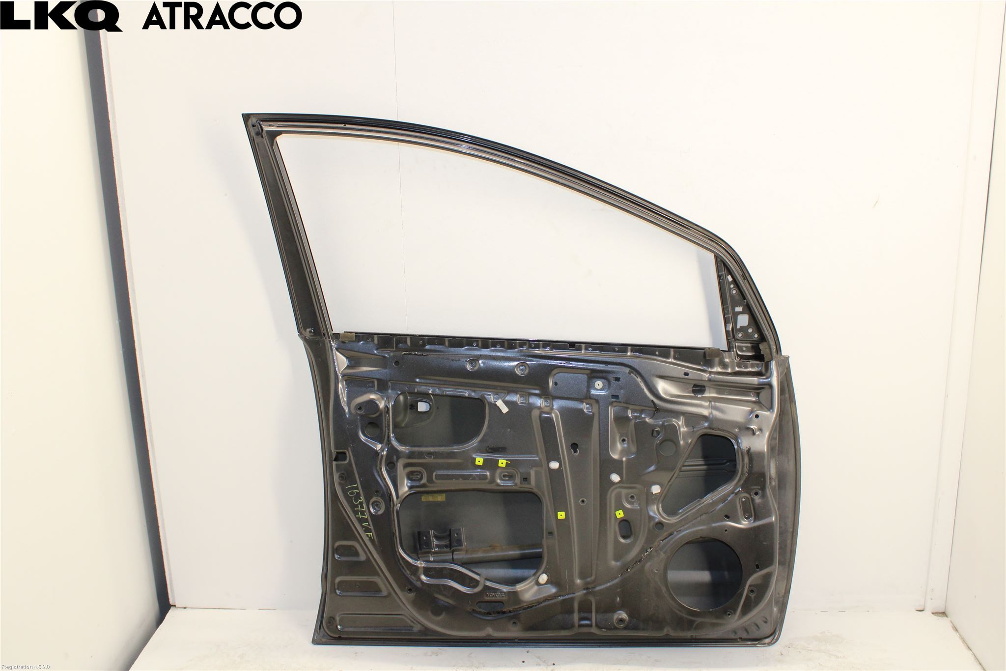 Toyota PRIUS NWH20 04-08 Dörr Fram Vänster