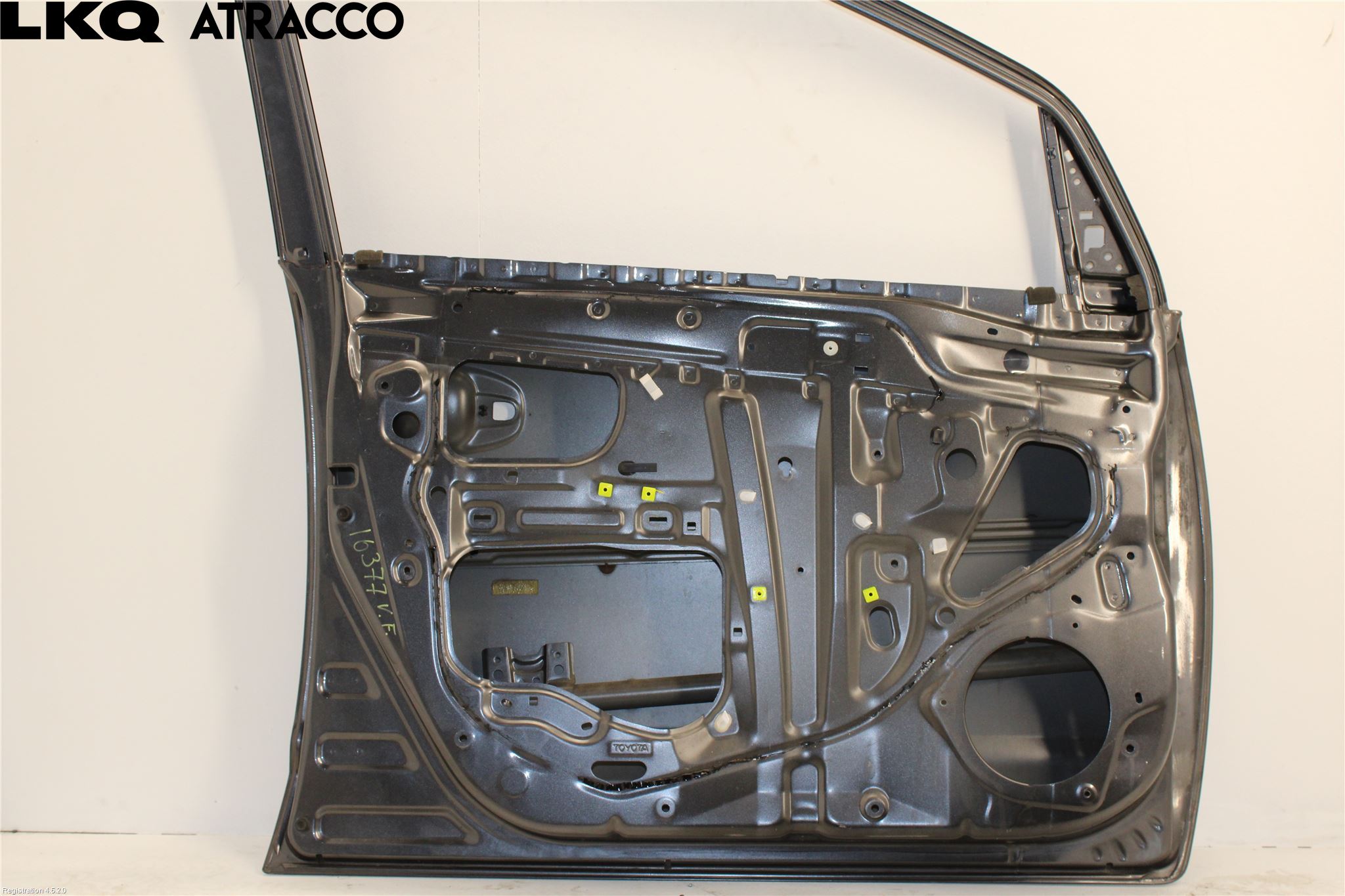 Toyota PRIUS NWH20 04-08 Dörr Fram Vänster