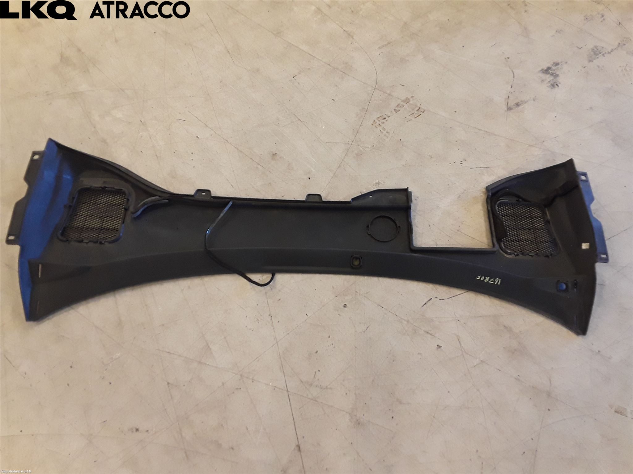 Volvo V60 11-13 Torpedplåt-Torpedplast