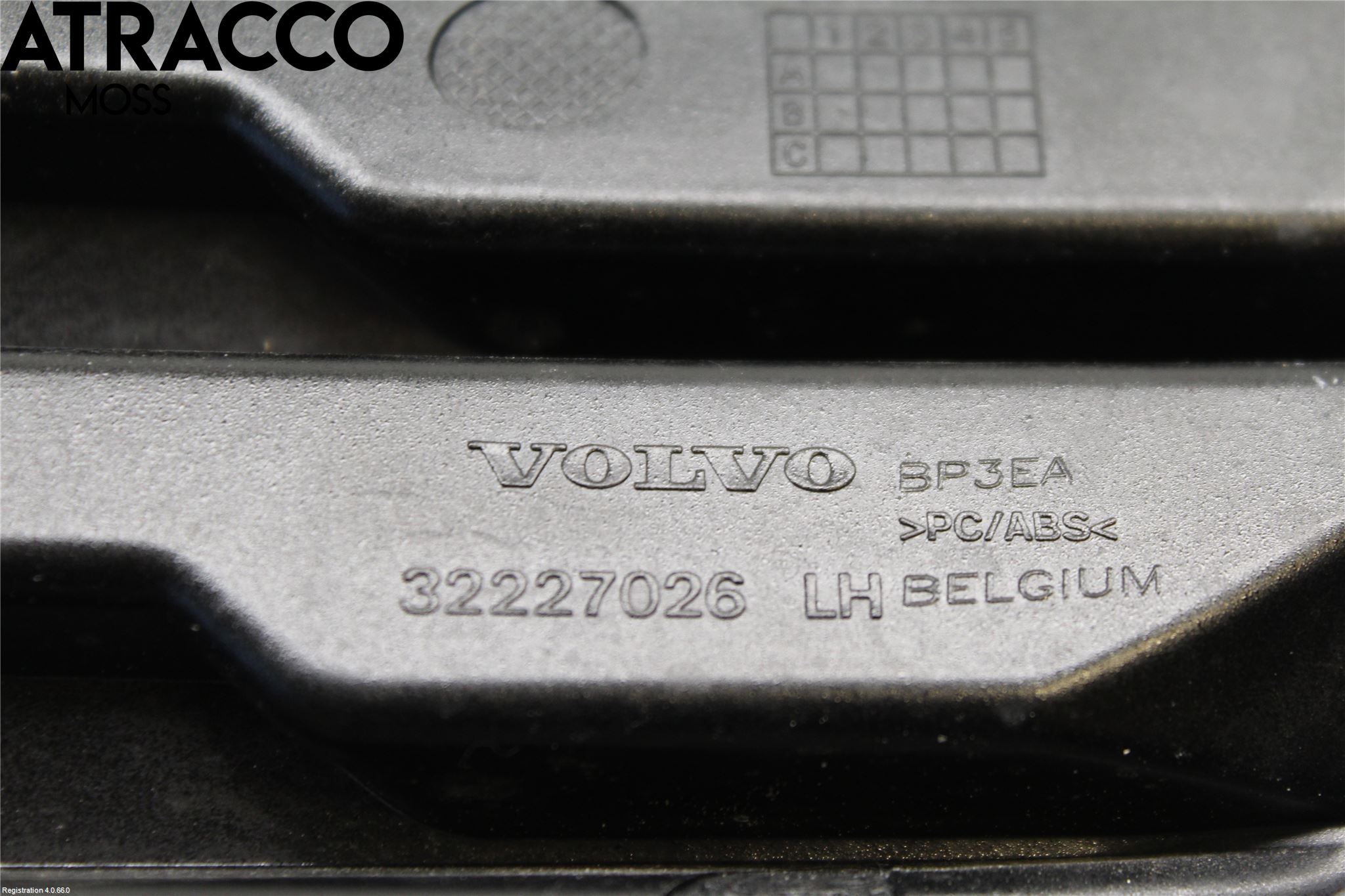 Volvo S60 14-18 Grilldel Vänster
