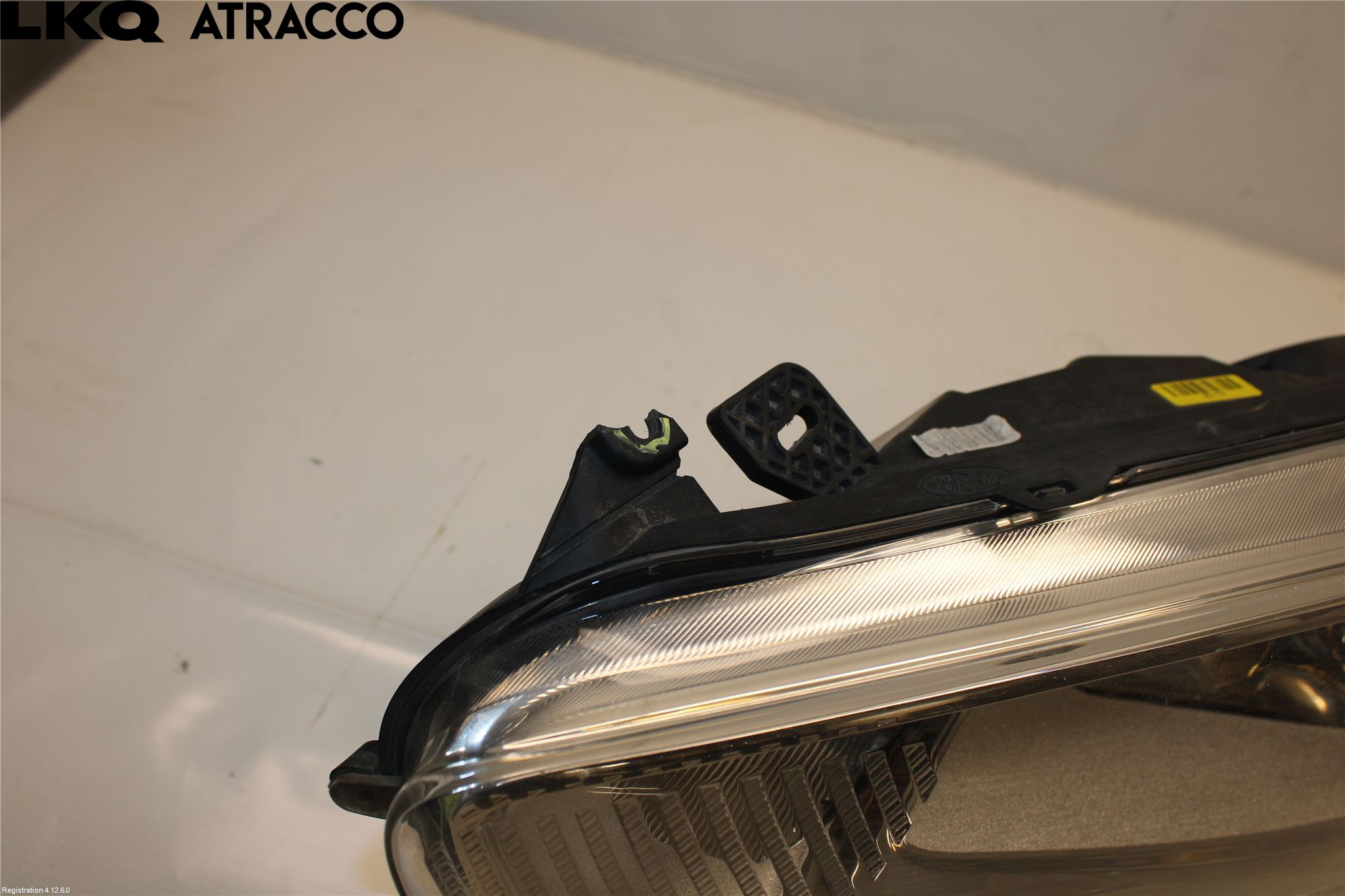 Ford FIESTA 13-17 Strålkastare Vänster